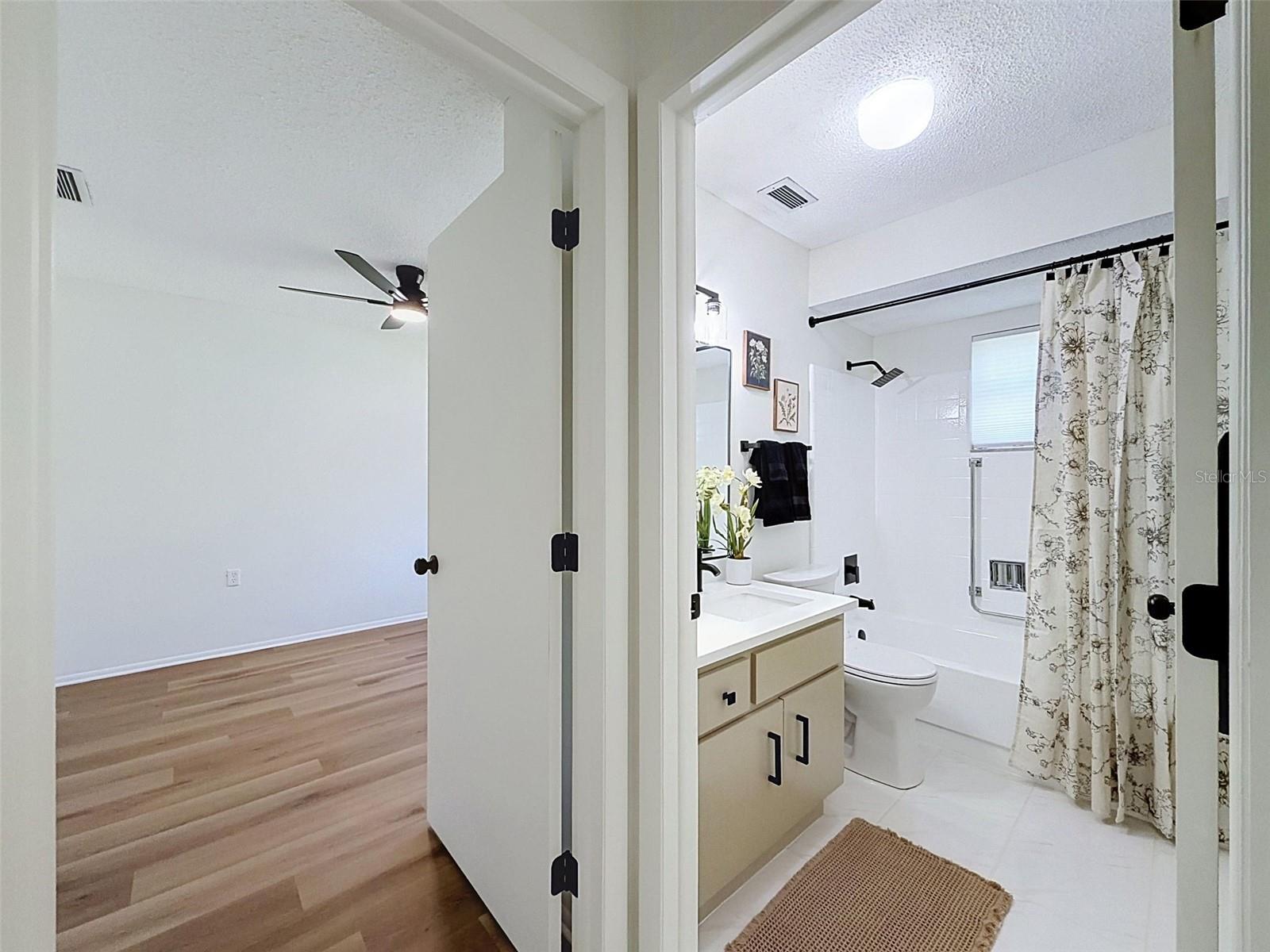 10819 LOS SANTOS DR — photo 16