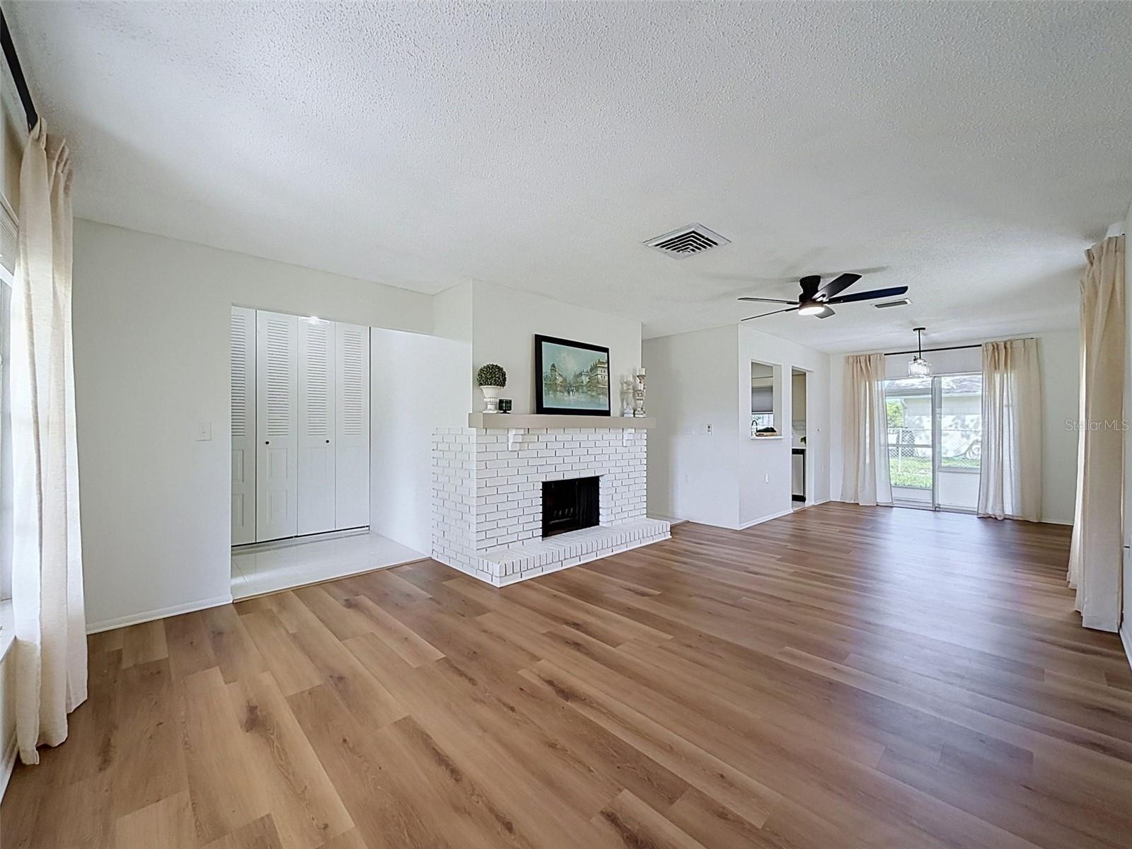 10819 LOS SANTOS DR — photo 5