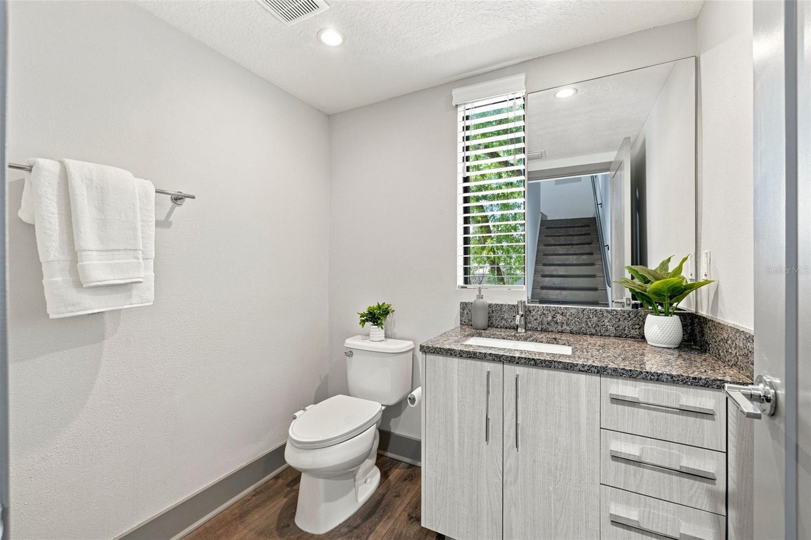 4810 W MCELROY AVE #3 — photo 27
