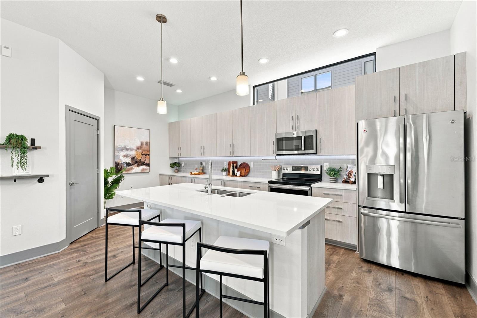 4810 W MCELROY AVE #3 — photo 3