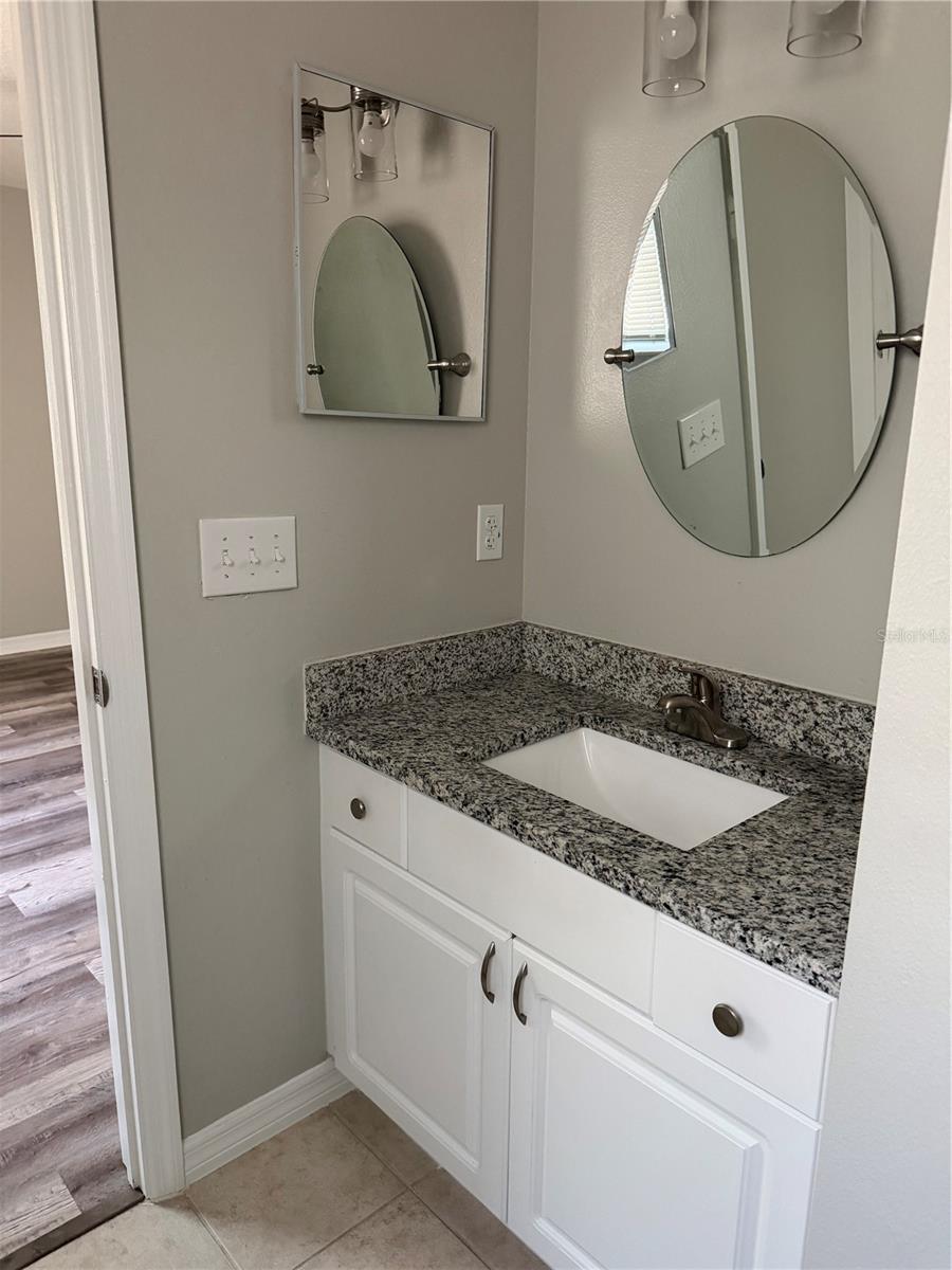 21015 MARKET ST — photo 19