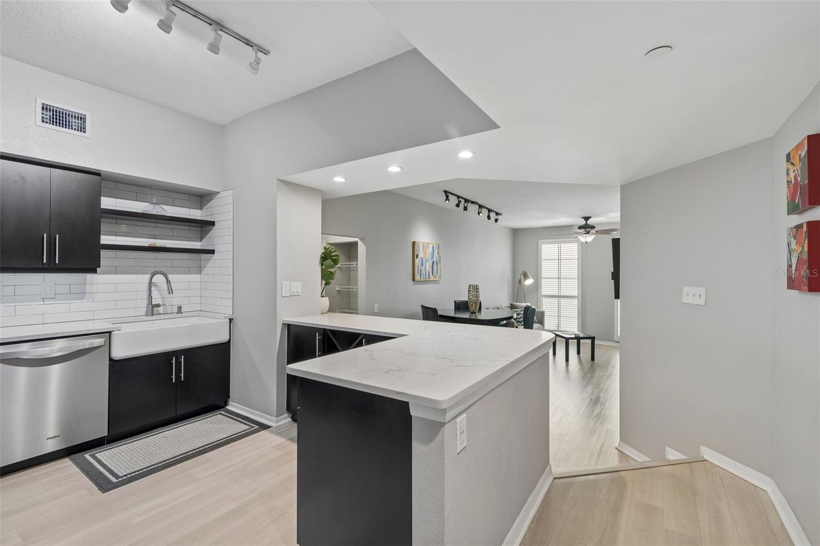 410 S ARMENIA AVE #929A — photo 3