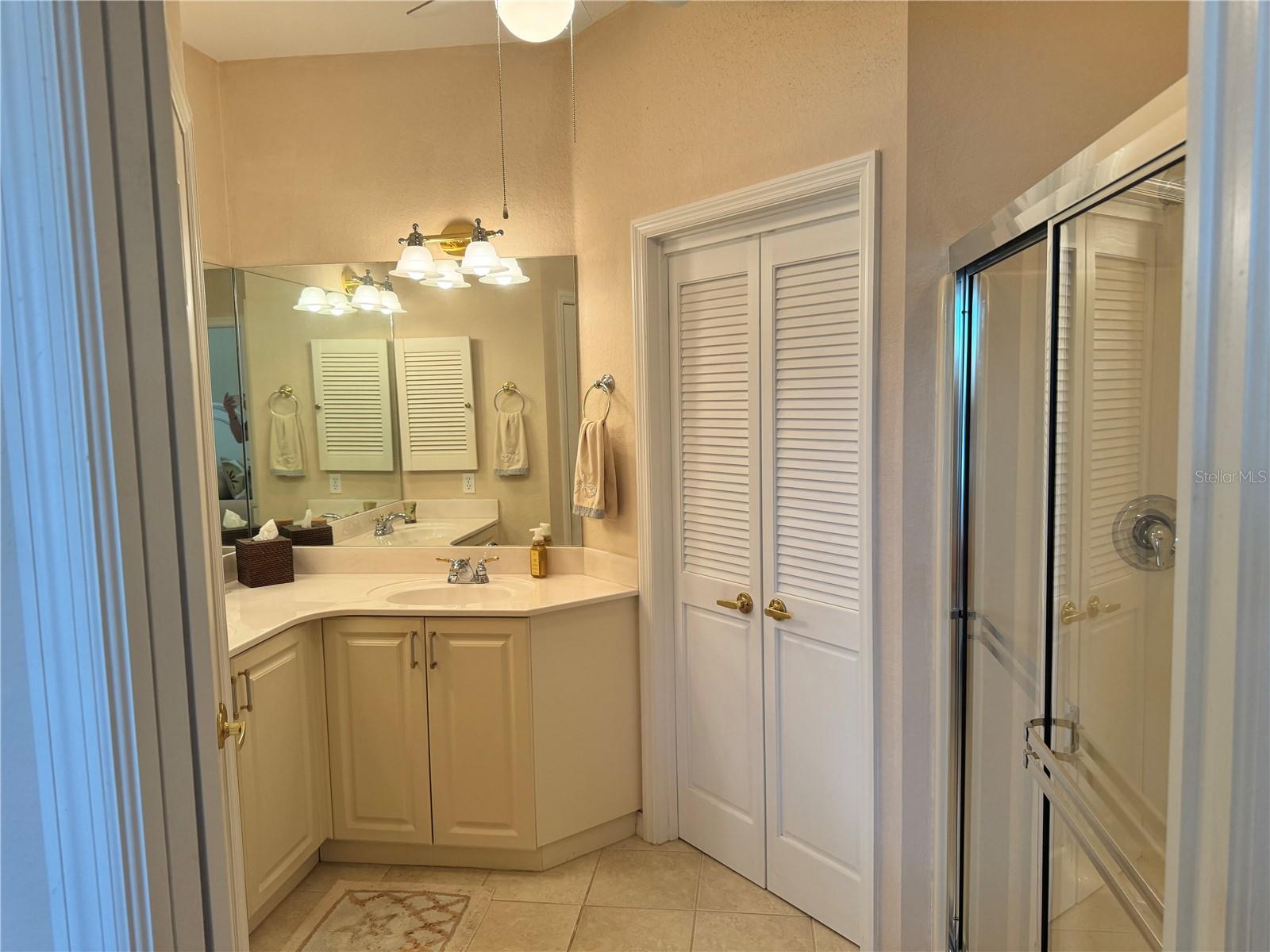 2427 MAGNOLIA CIR — photo 29