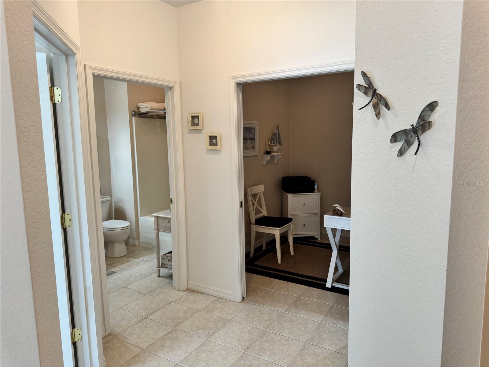2427 MAGNOLIA CIR — photo 37