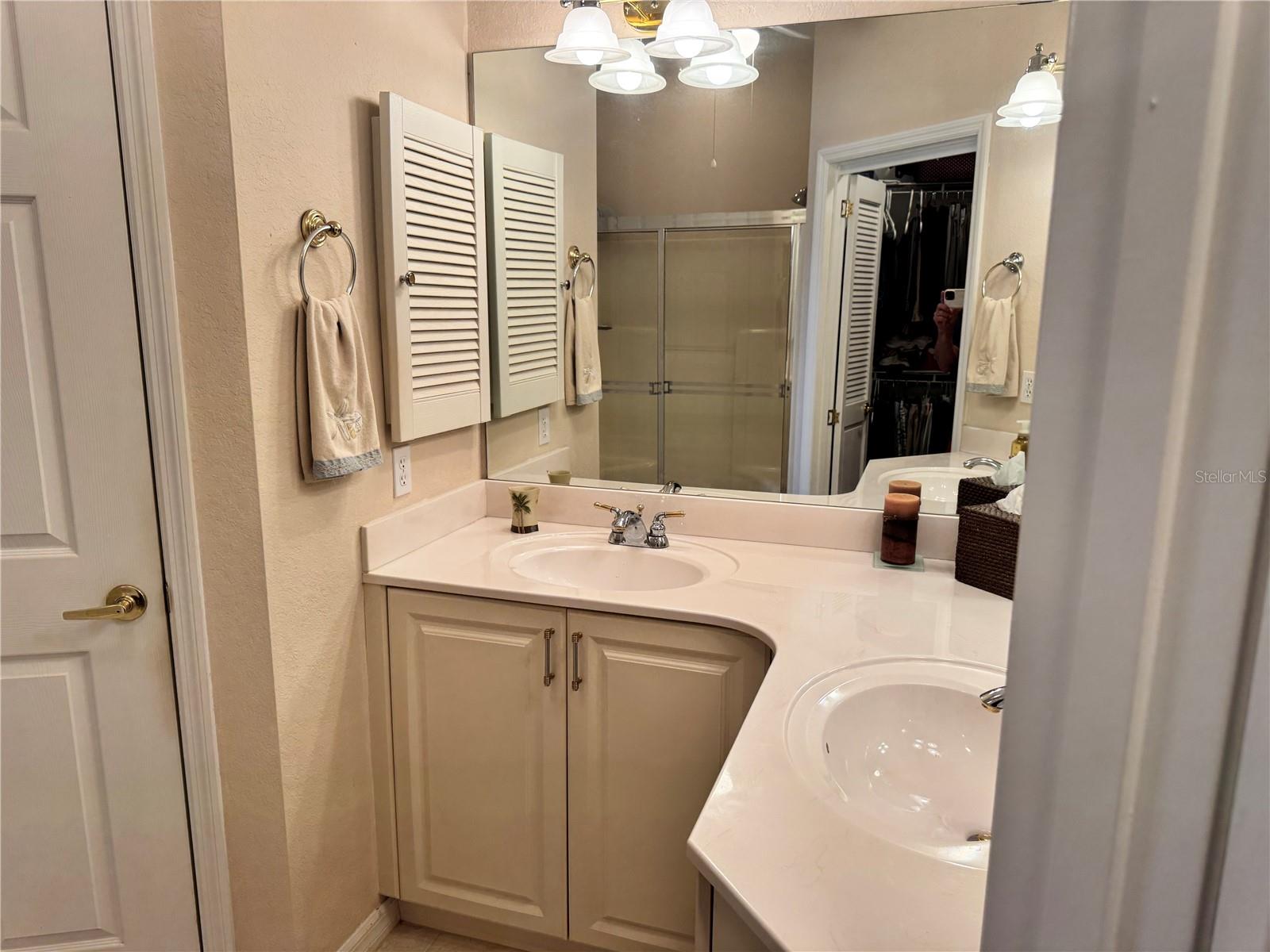 2427 MAGNOLIA CIR — photo 31