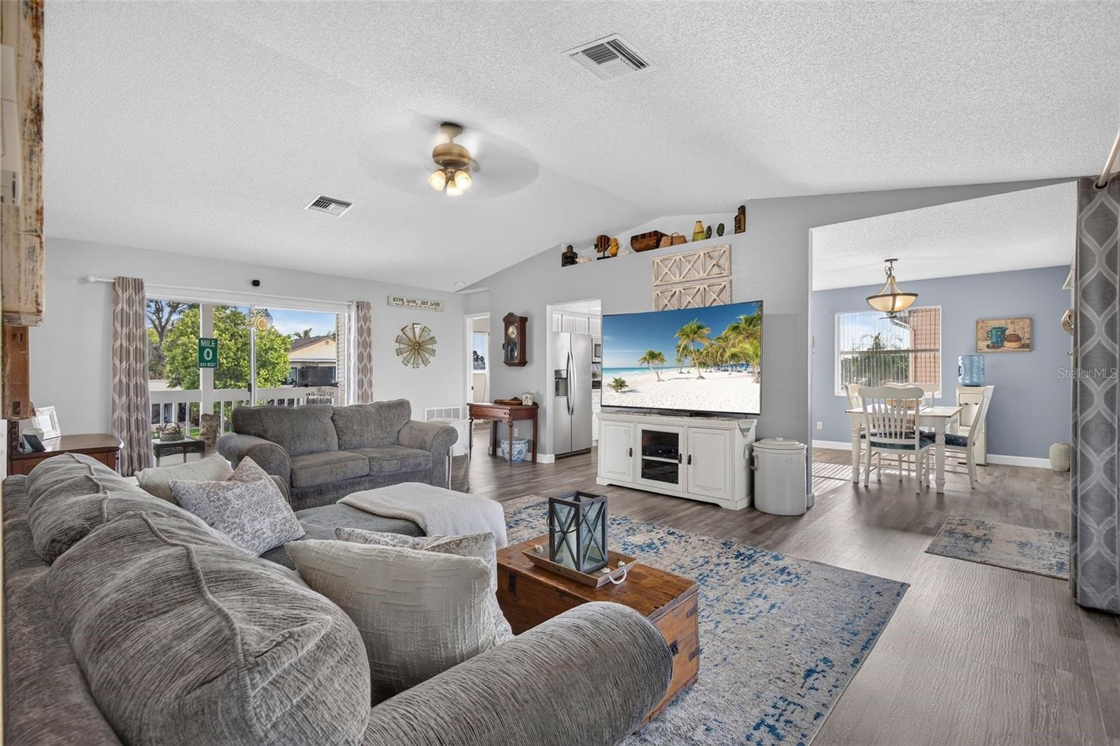 7611 MAKO DR — photo 22