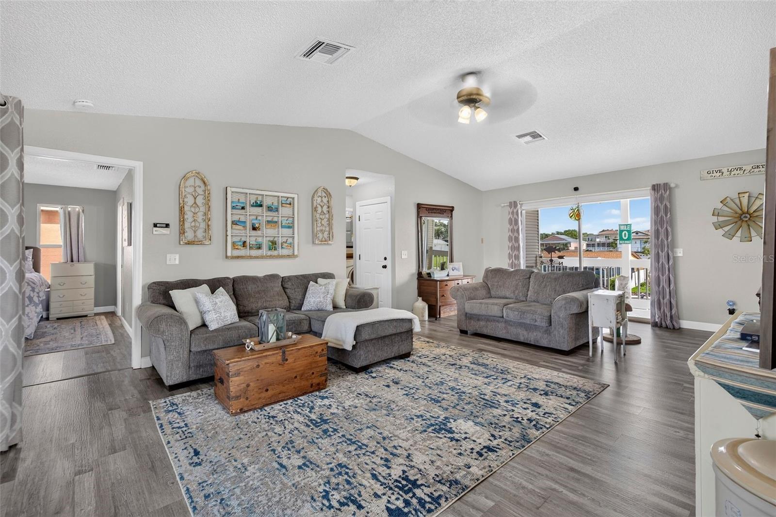 7611 MAKO DR — photo 23