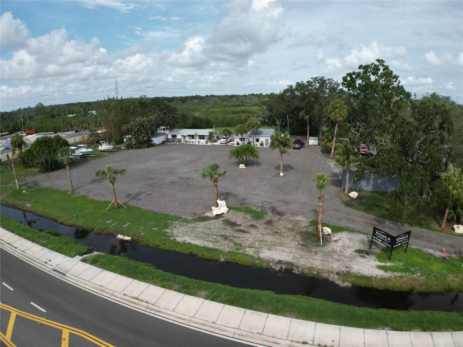 1322 N PINELLAS AVE — photo 7