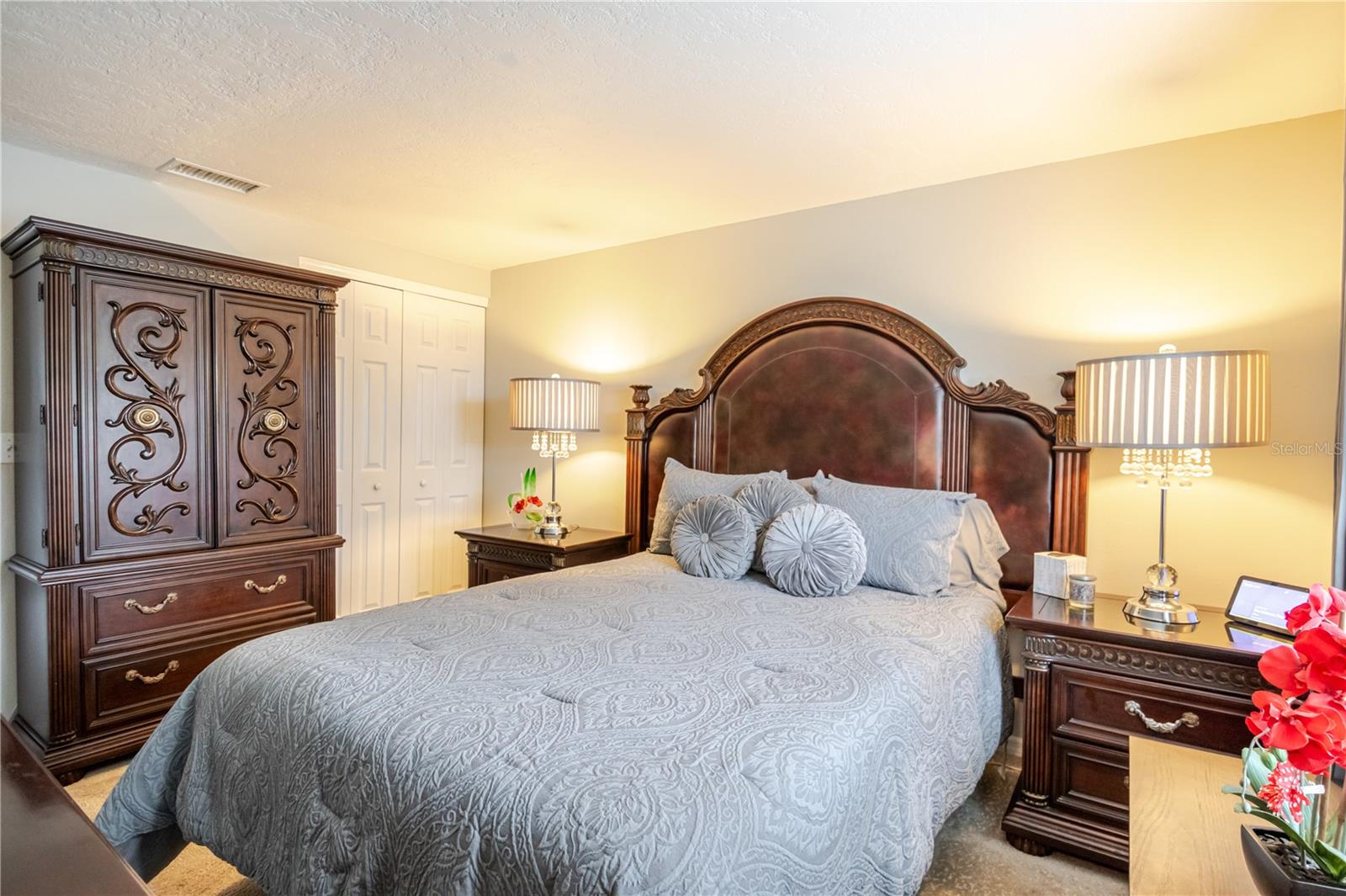 10118 HUNTERS POINT CT — photo 16