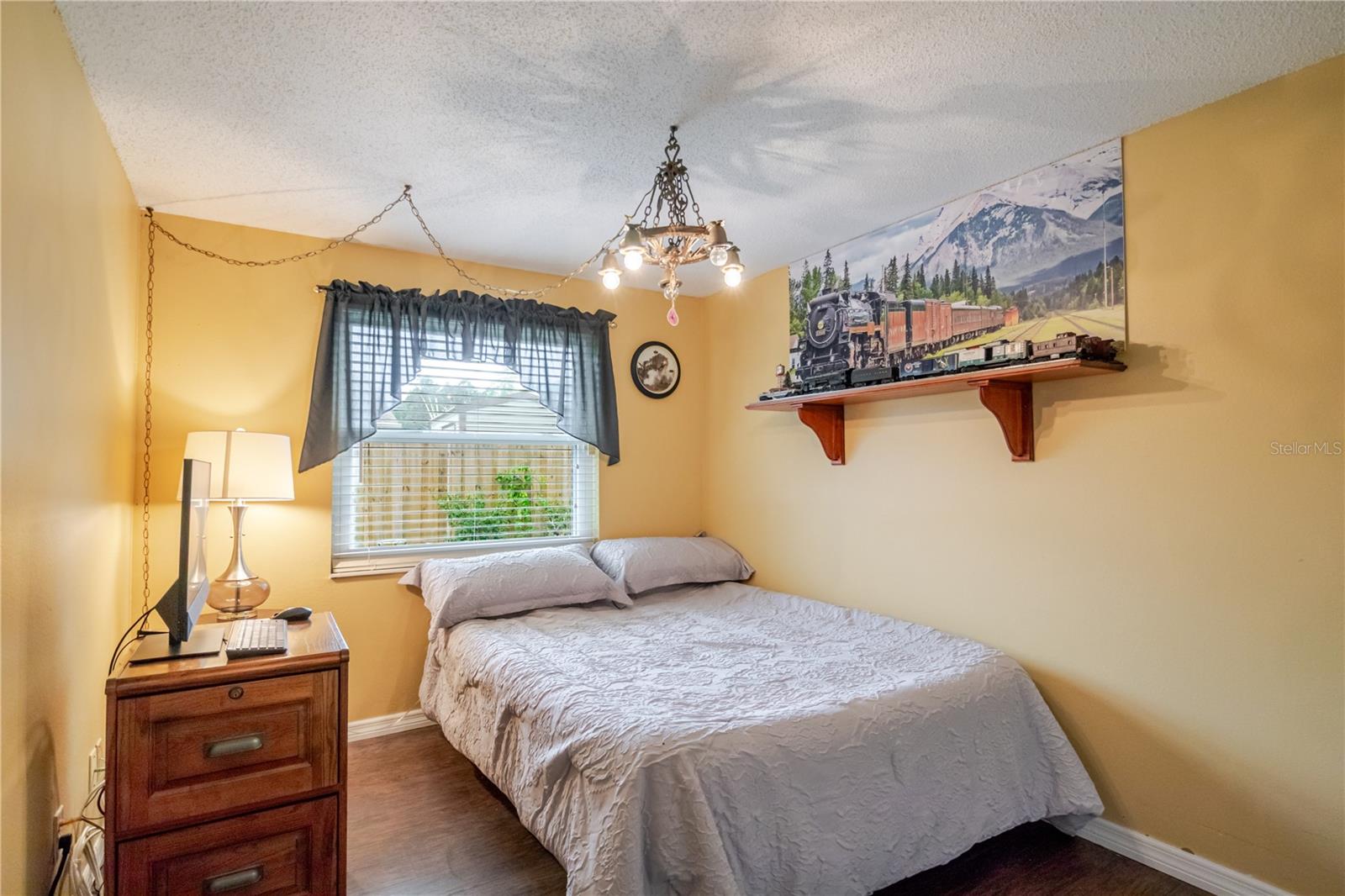10118 HUNTERS POINT CT — photo 17