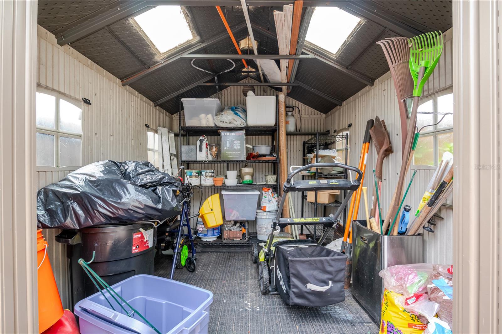 10118 HUNTERS POINT CT — photo 24