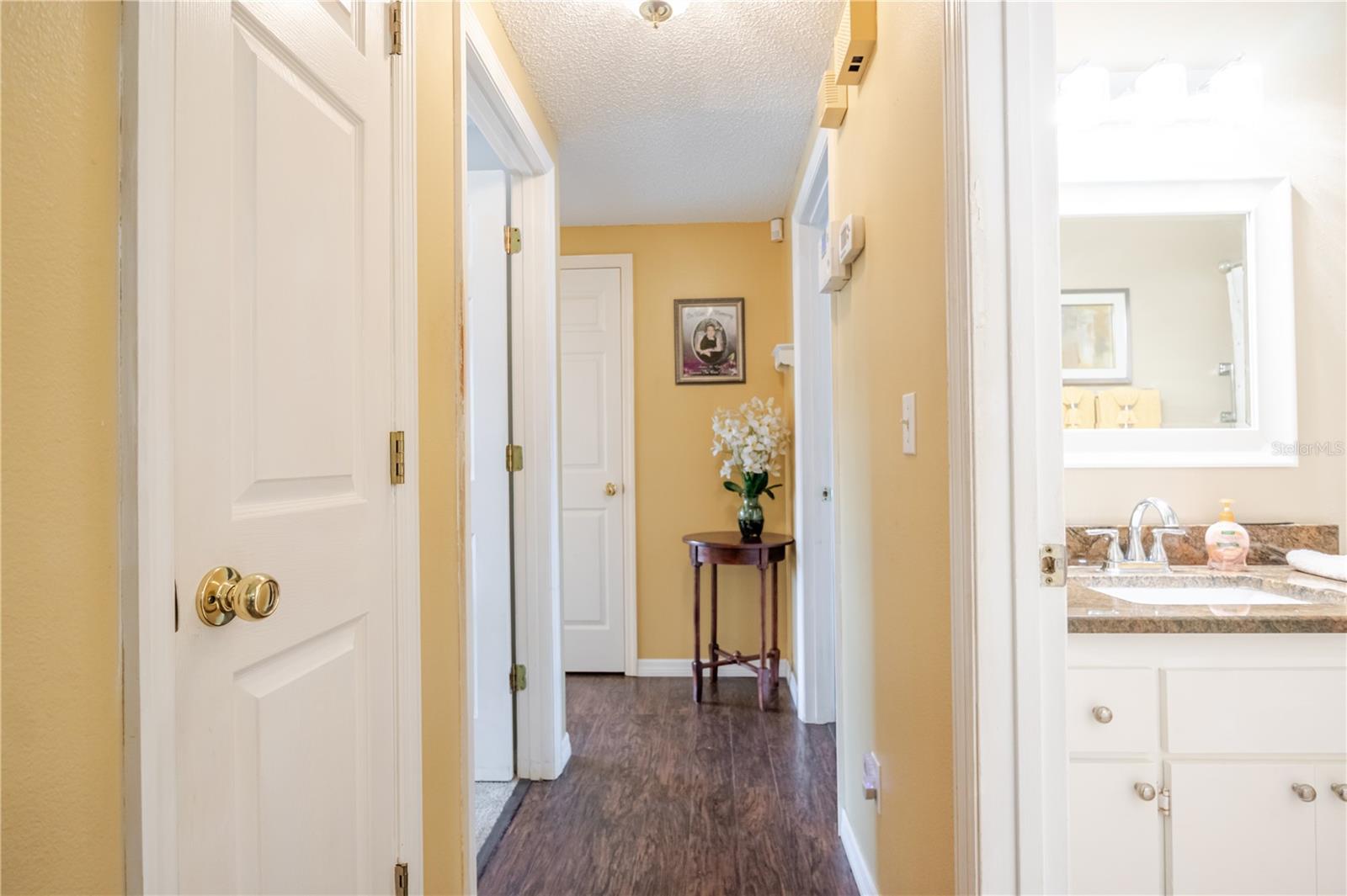 10118 HUNTERS POINT CT — photo 11