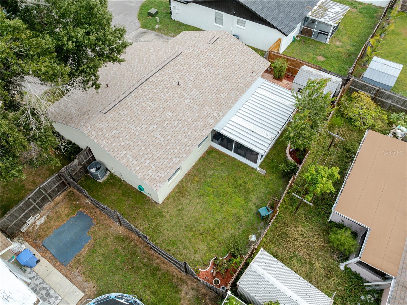 10118 HUNTERS POINT CT — photo 32