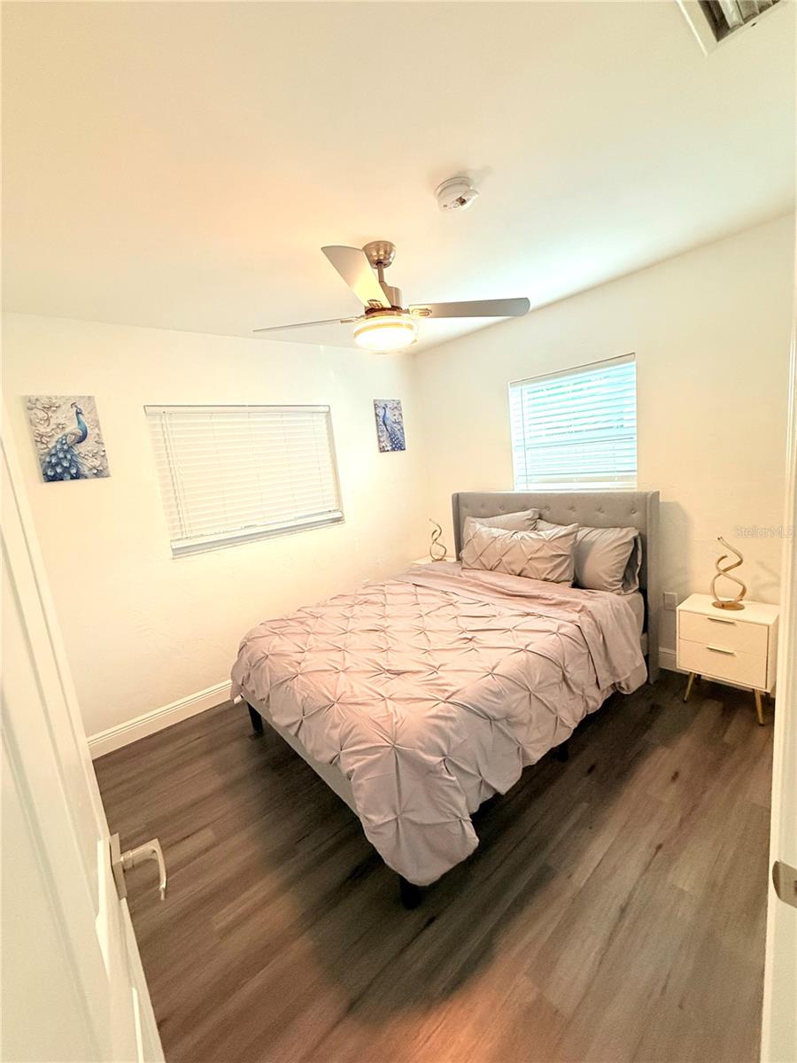 1557 ROBINSON DR N — photo 30