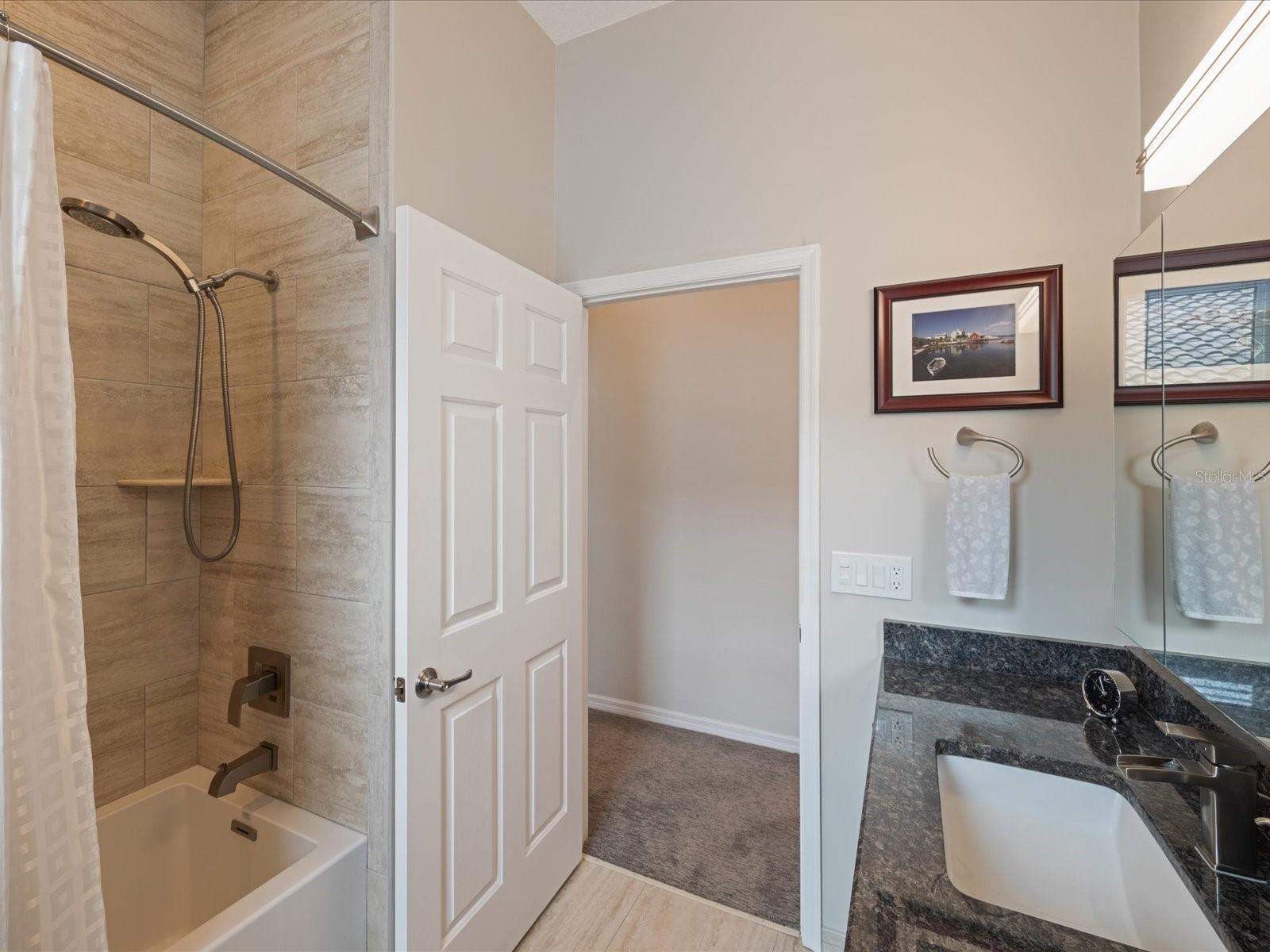 4987 CROSS POINTE DR — photo 41