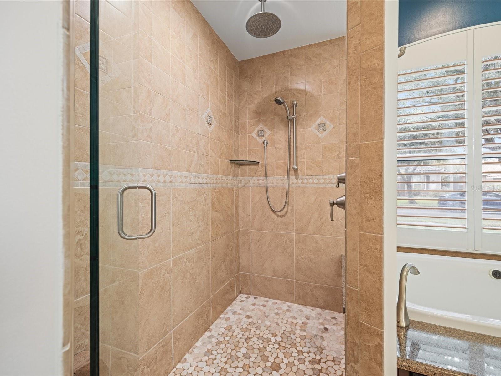 4987 CROSS POINTE DR — photo 17