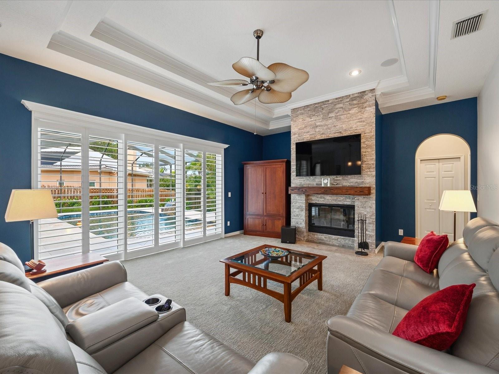 4987 CROSS POINTE DR — photo 31