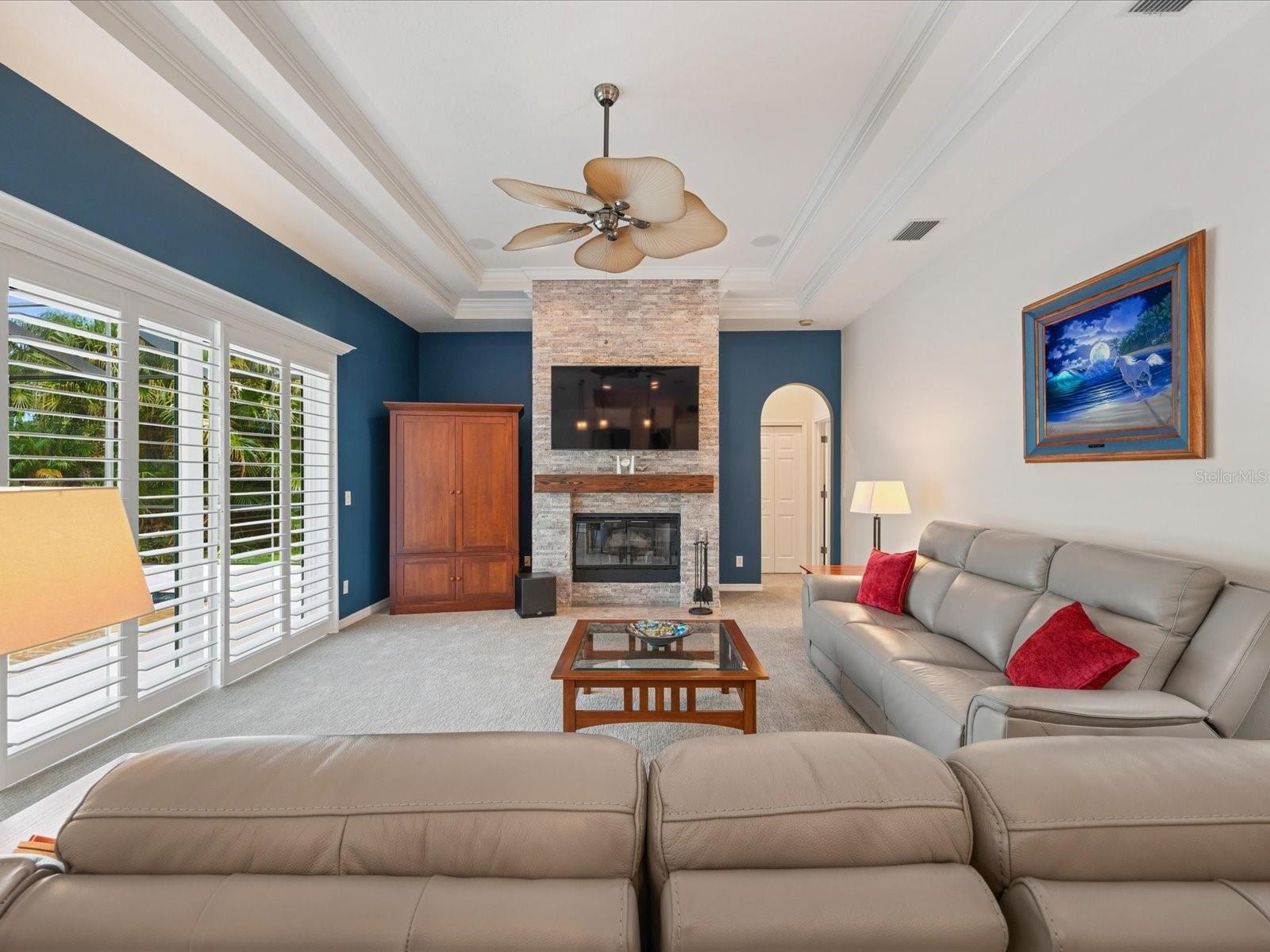 4987 CROSS POINTE DR — photo 32