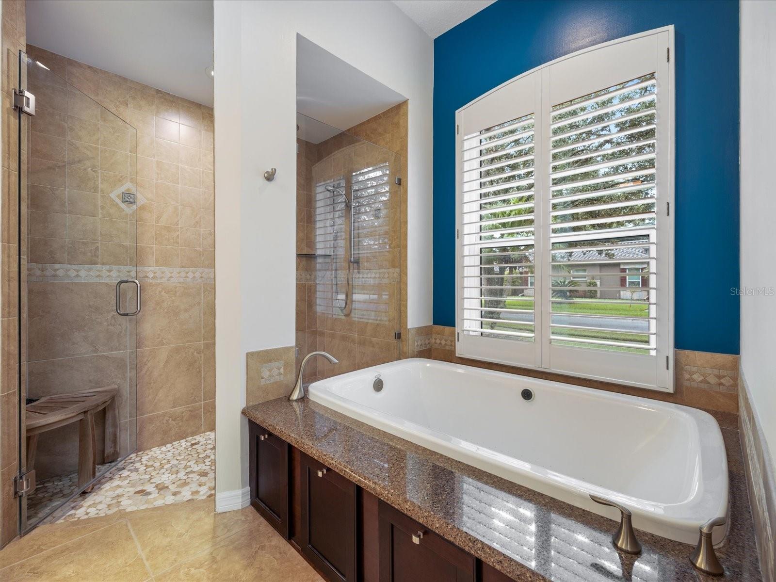 4987 CROSS POINTE DR — photo 18