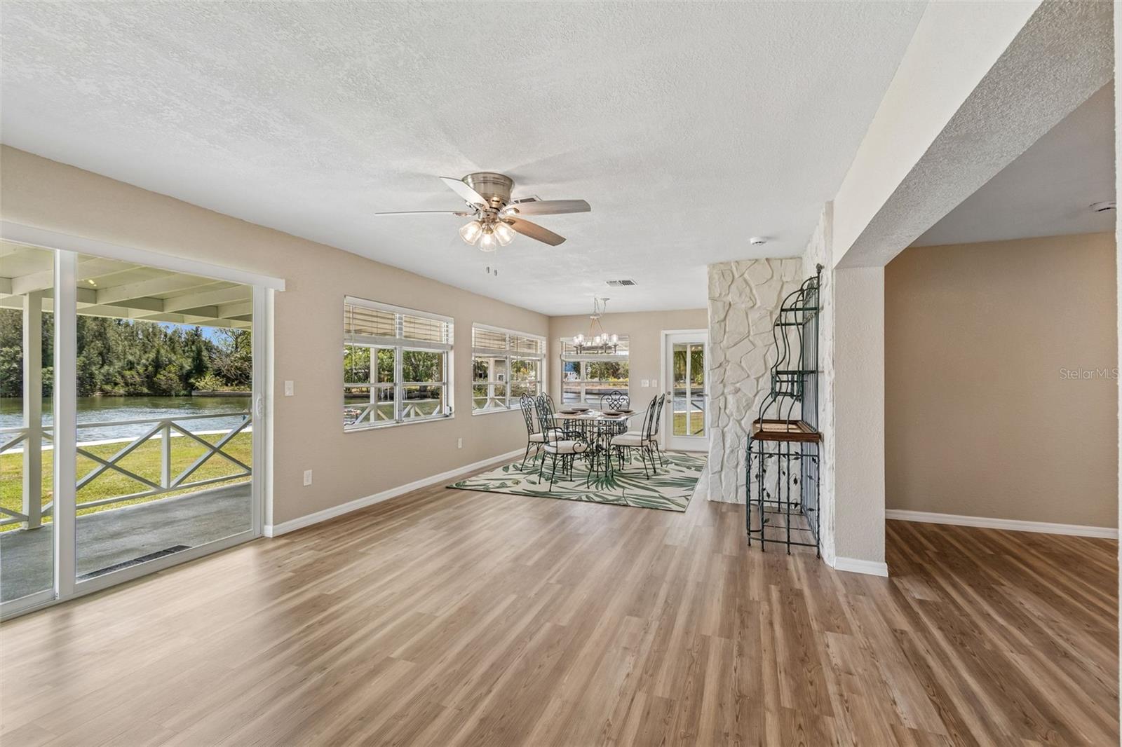 14539 COFFEY LN — photo 5