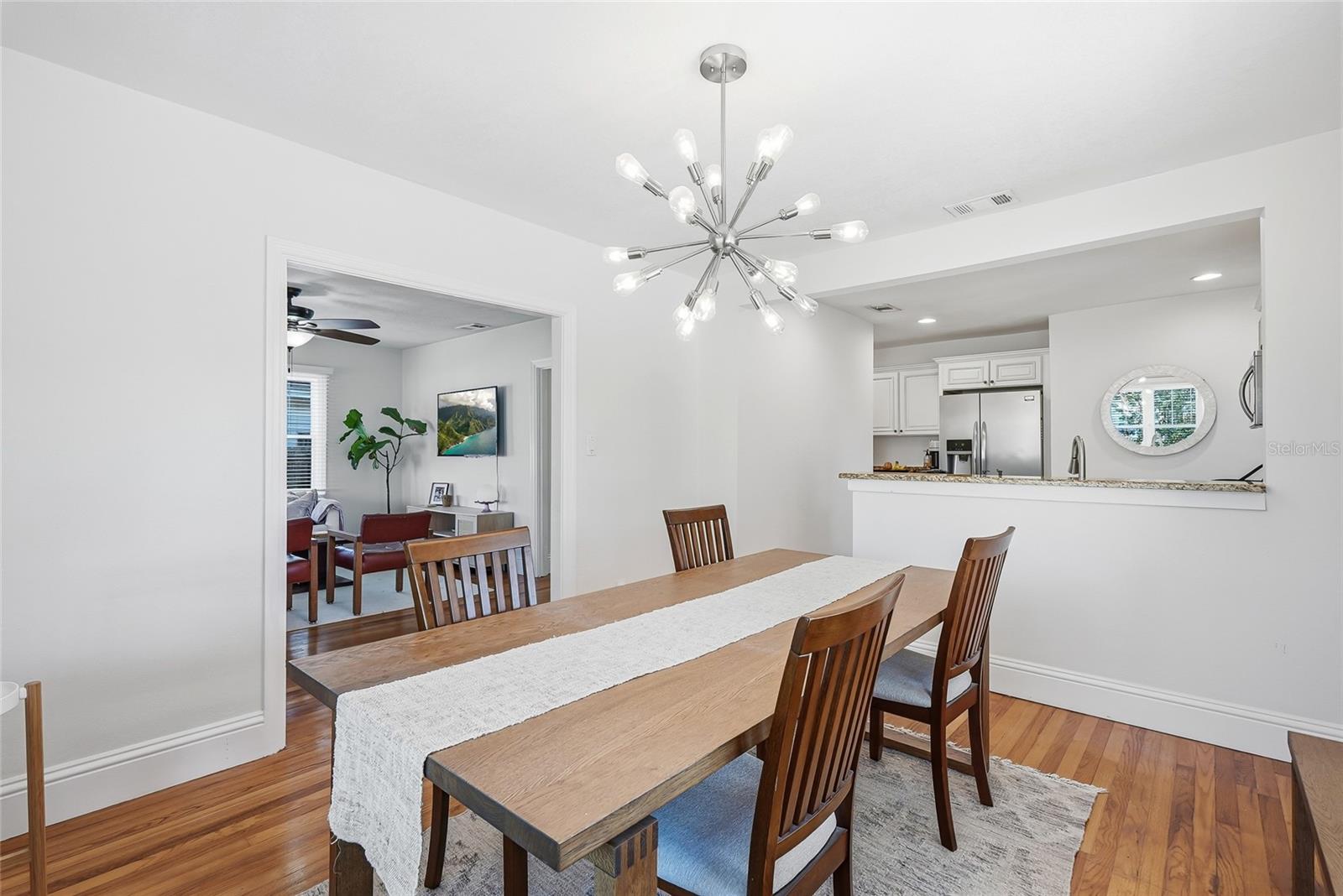 6031 HOBSON ST NE — photo 13