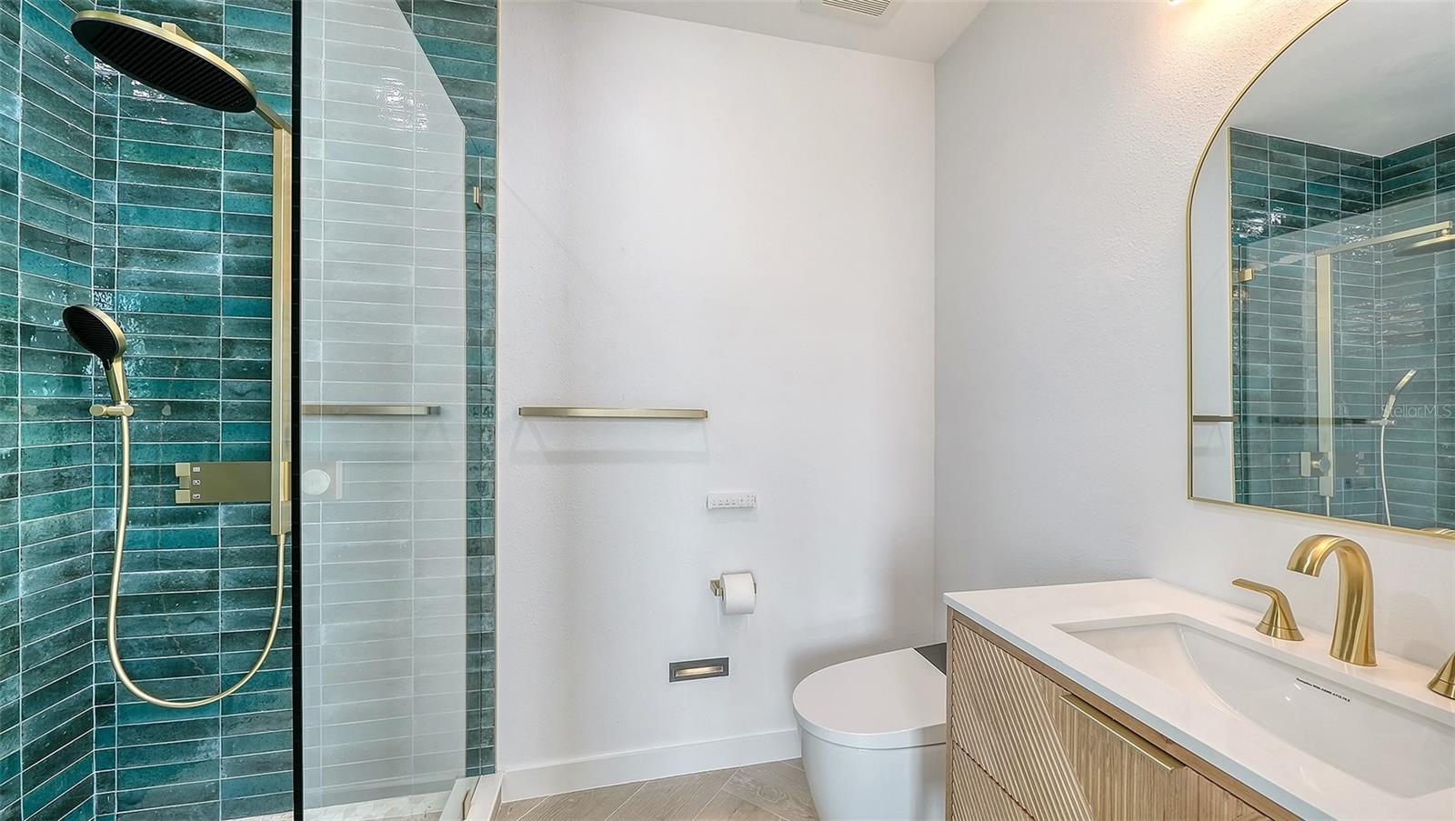 2908 AVENUE B — photo 26