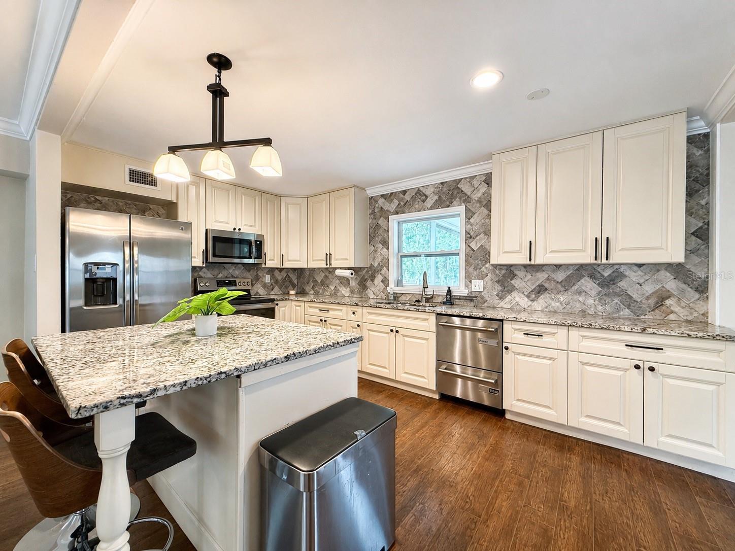 3415 GROVE STREET CIR — photo 19