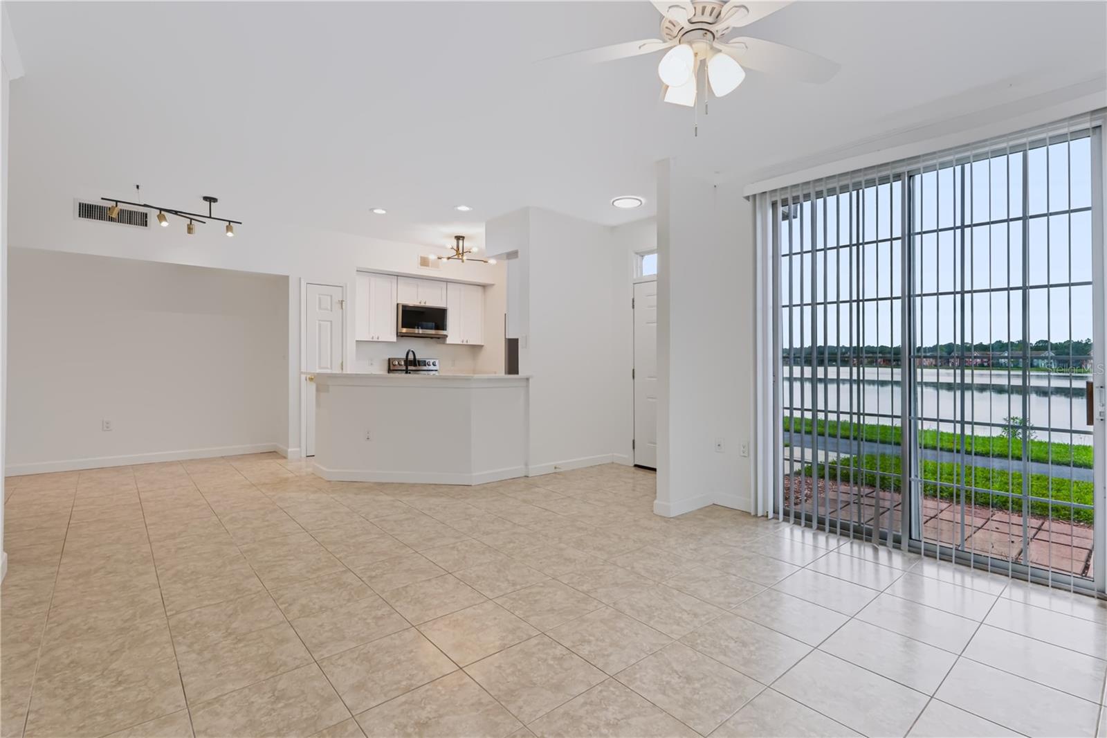 9818 LAKE CHASE ISLAND WAY #9818 — photo 3