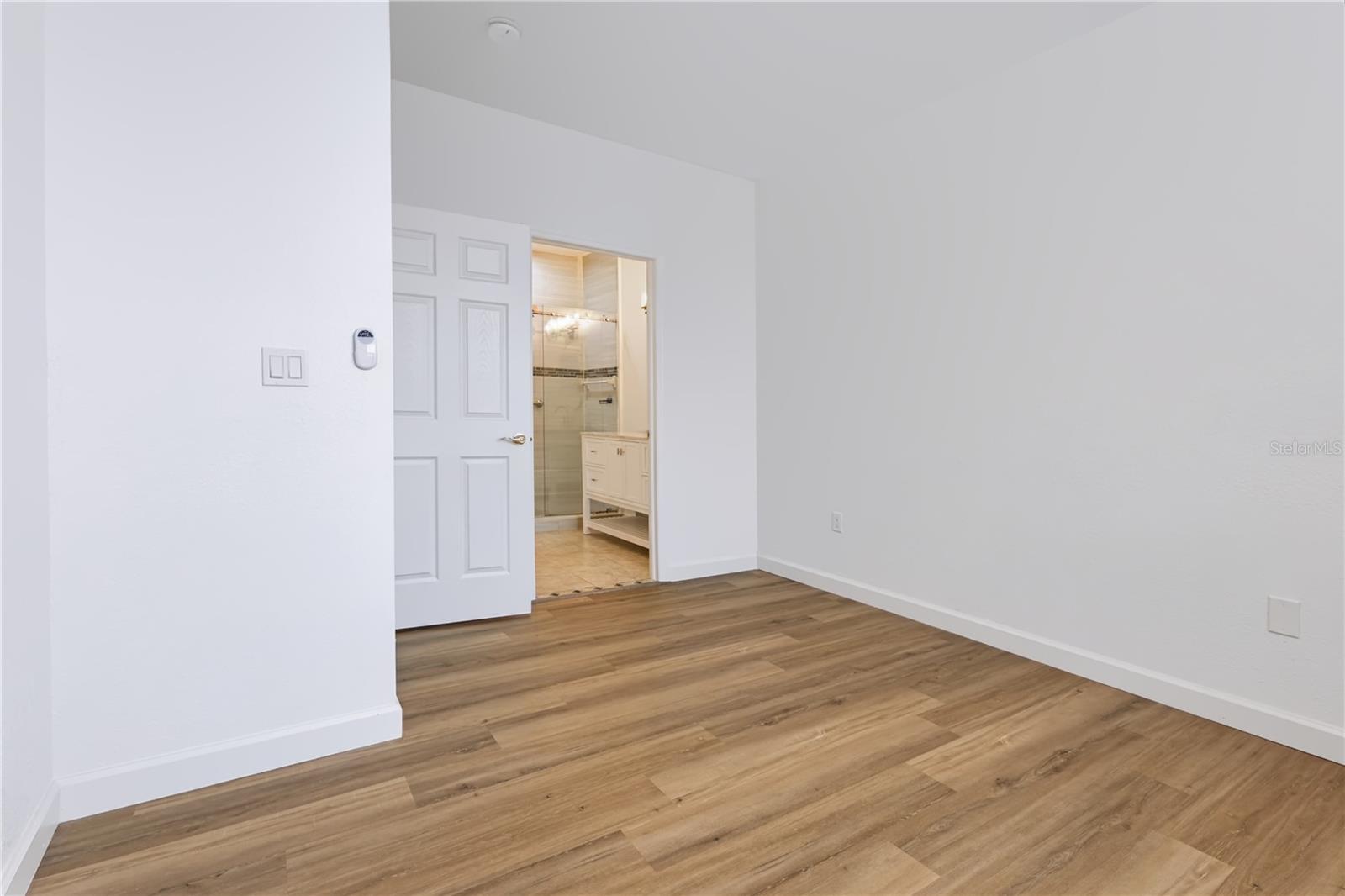 9818 LAKE CHASE ISLAND WAY #9818 — photo 14