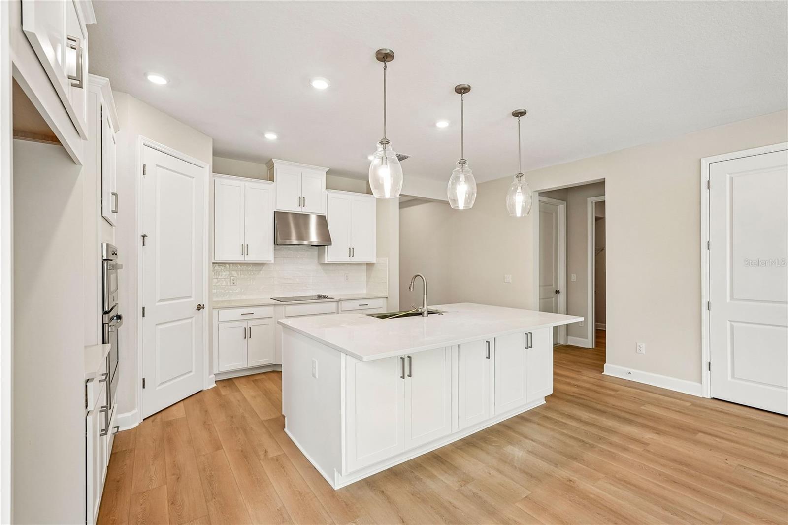 7028 FOXBORO WAY — photo 10