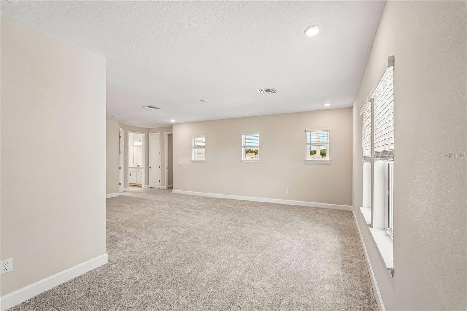 7028 FOXBORO WAY — photo 25