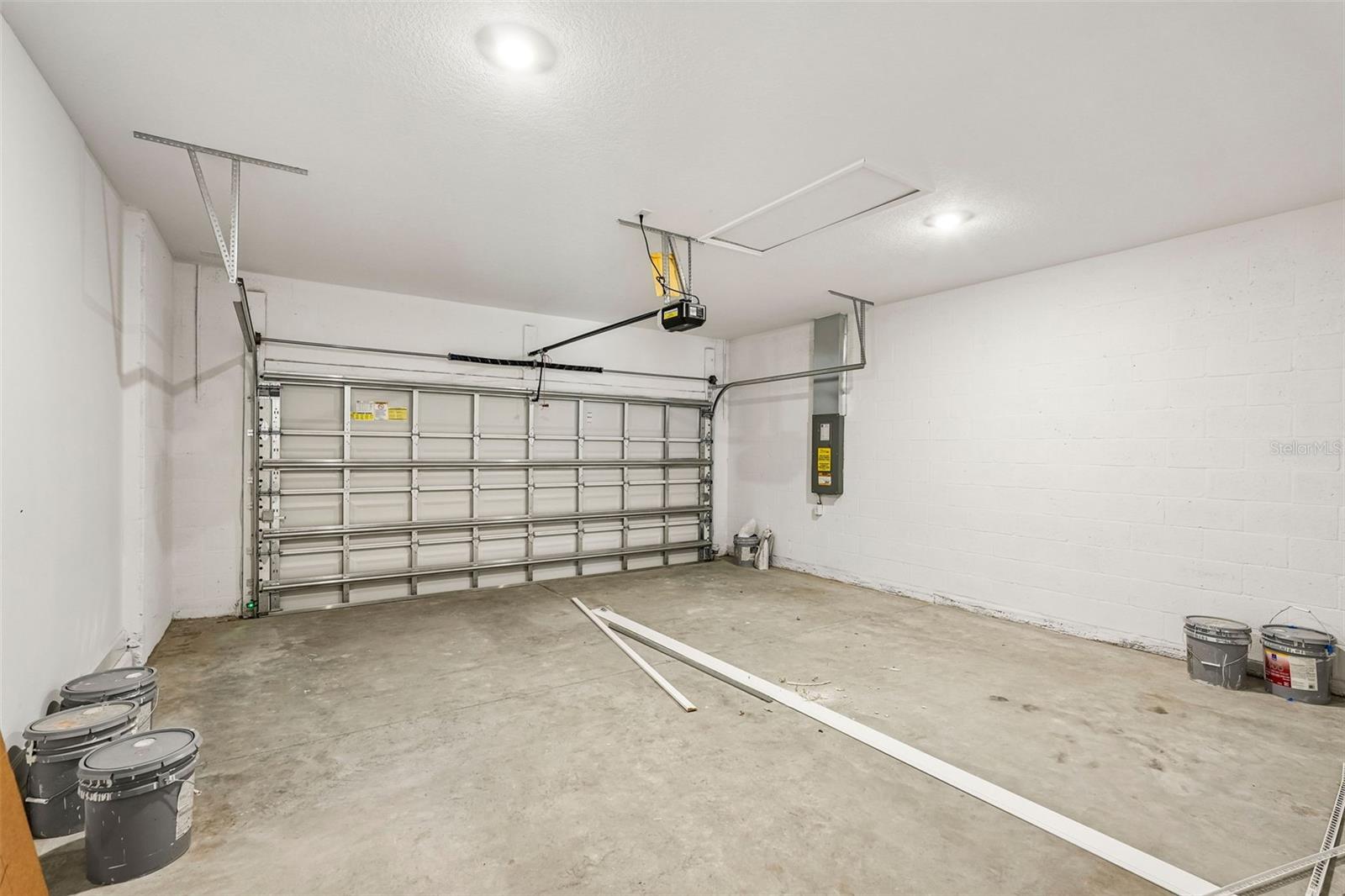 7028 FOXBORO WAY — photo 38