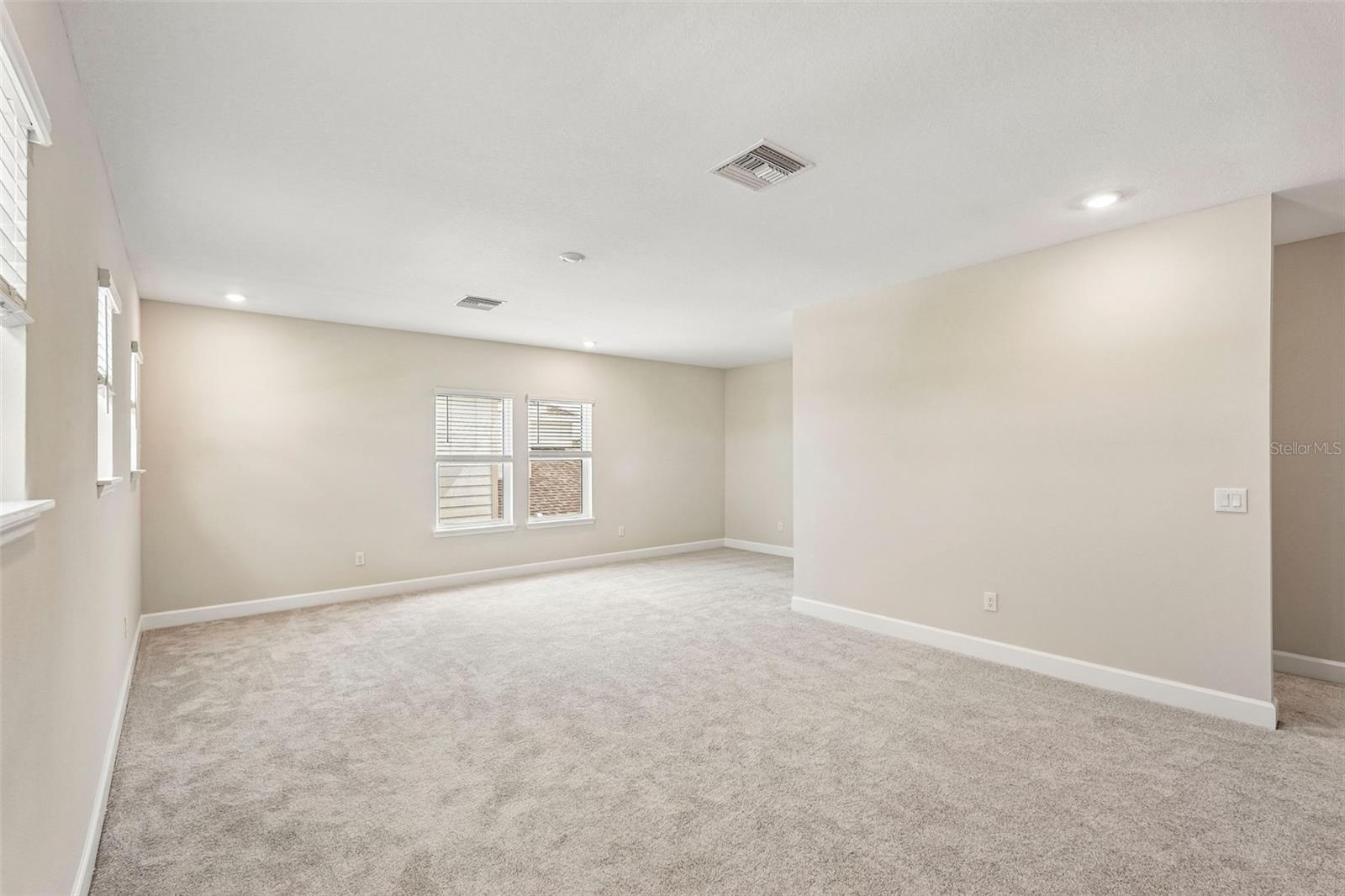 7028 FOXBORO WAY — photo 24