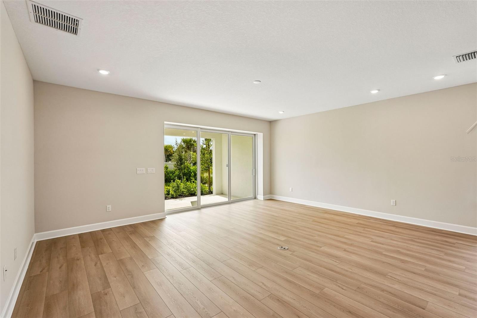 7028 FOXBORO WAY — photo 22