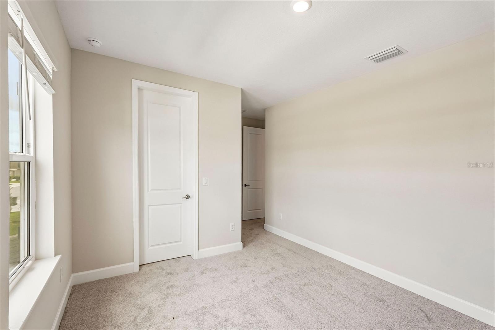 7028 FOXBORO WAY — photo 32
