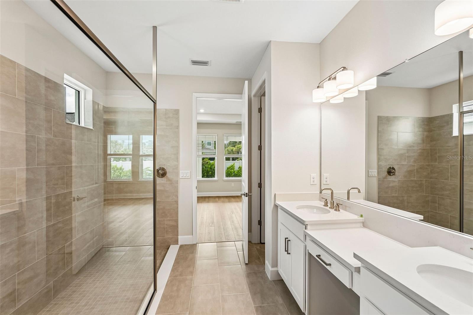 7028 FOXBORO WAY — photo 4