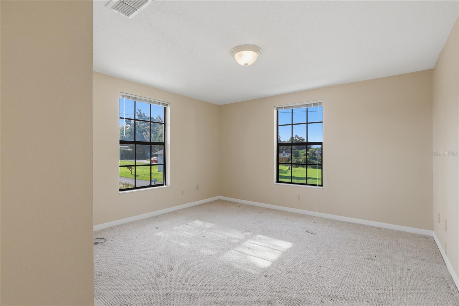 37715 DIXIE AVE — photo 14