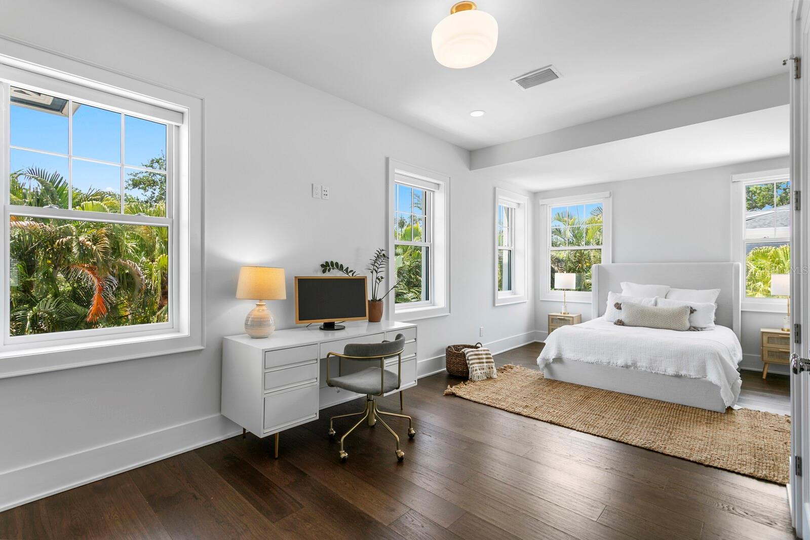 907 BAYSHORE BLVD — photo 30