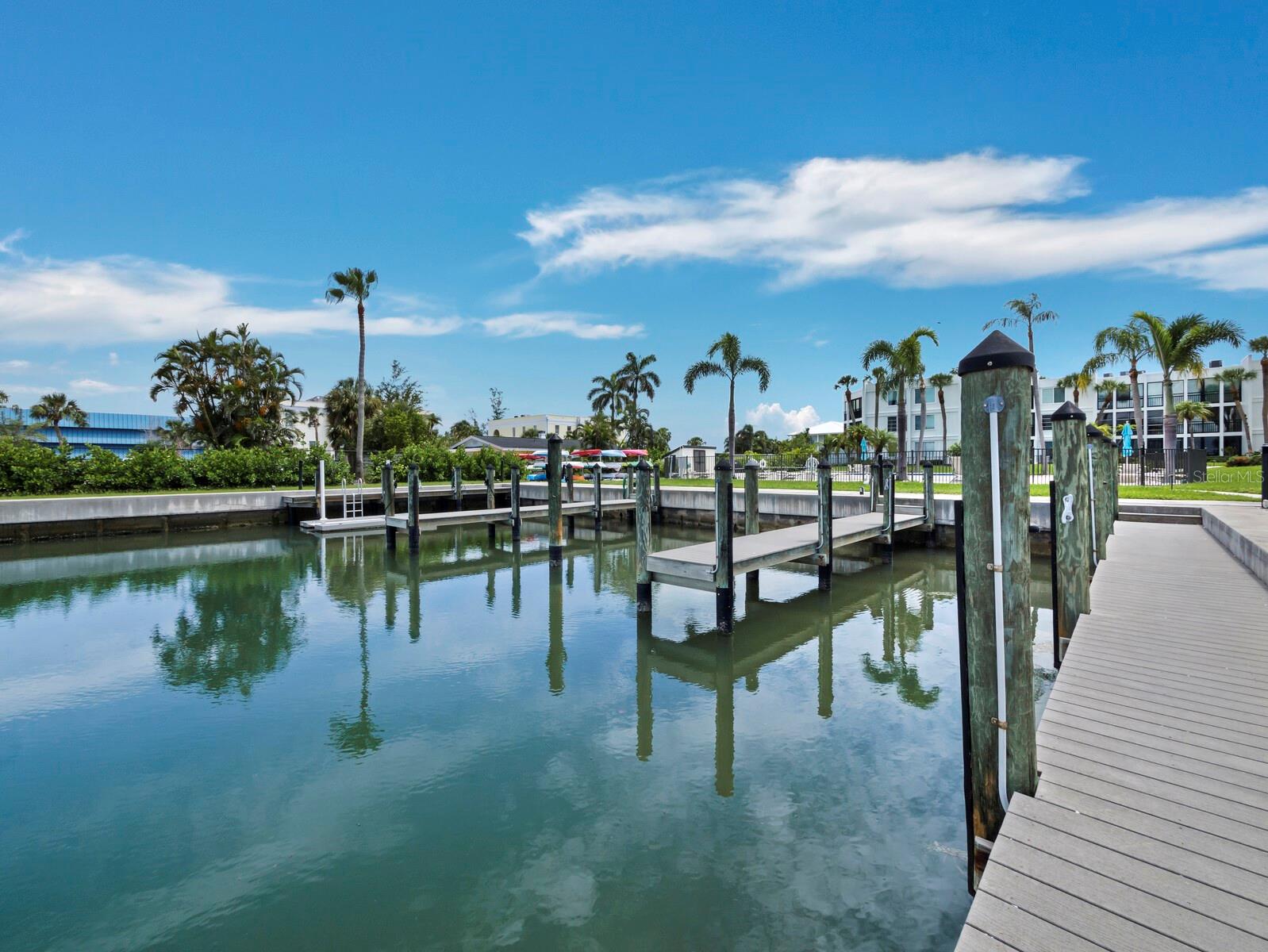 448 GULF OF MEXICO DR #A104 — photo 37