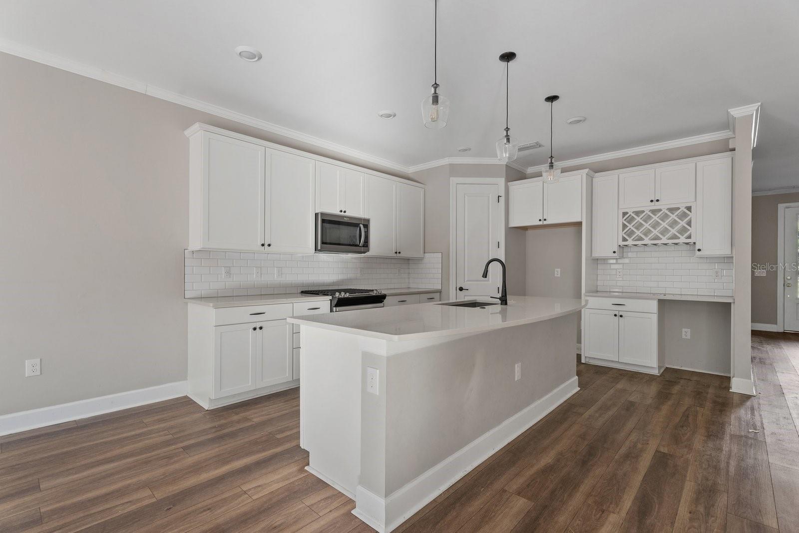 3360 CHESTERTOWN LOOP — photo 35