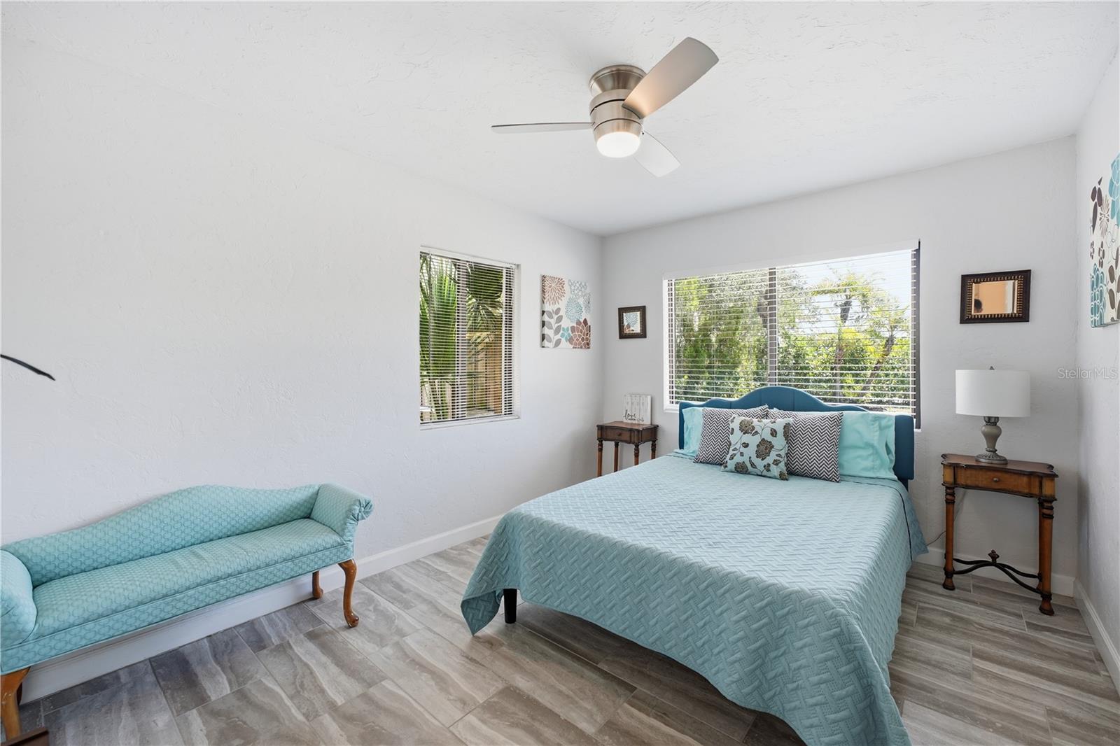 4925 REMINGTON DR — photo 21