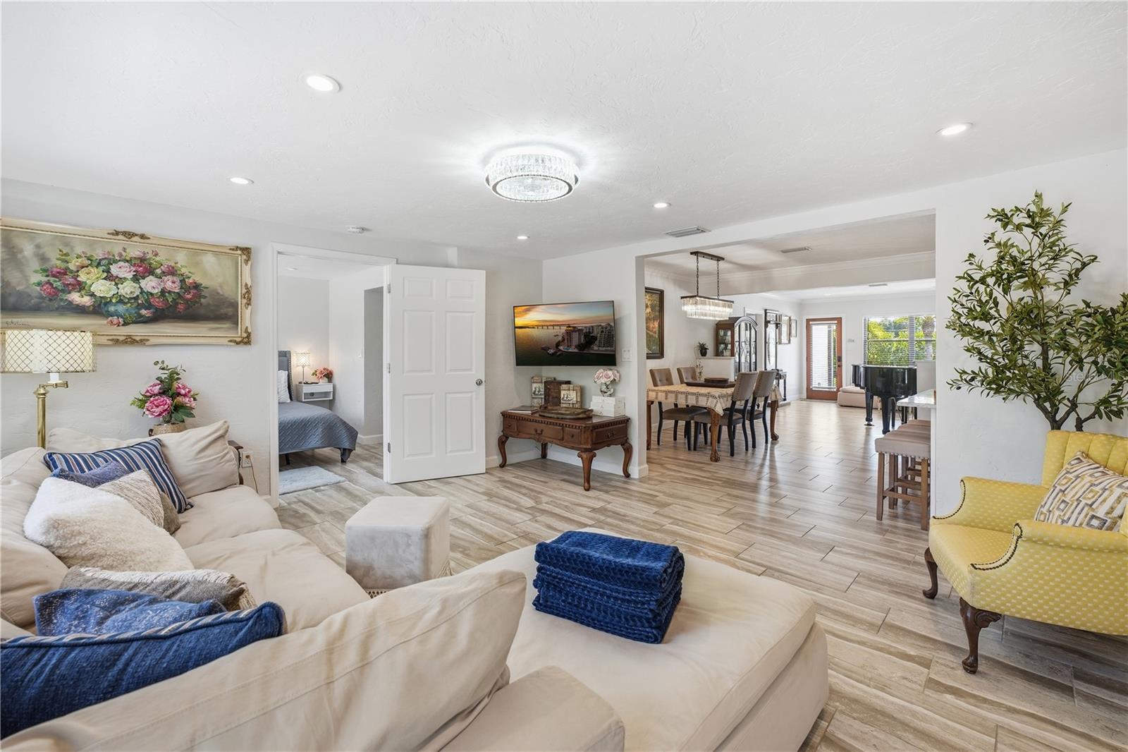 4925 REMINGTON DR — photo 14