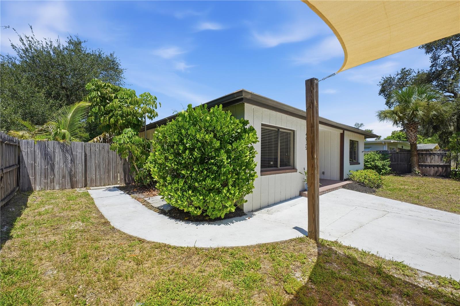 4925 REMINGTON DR — photo 3