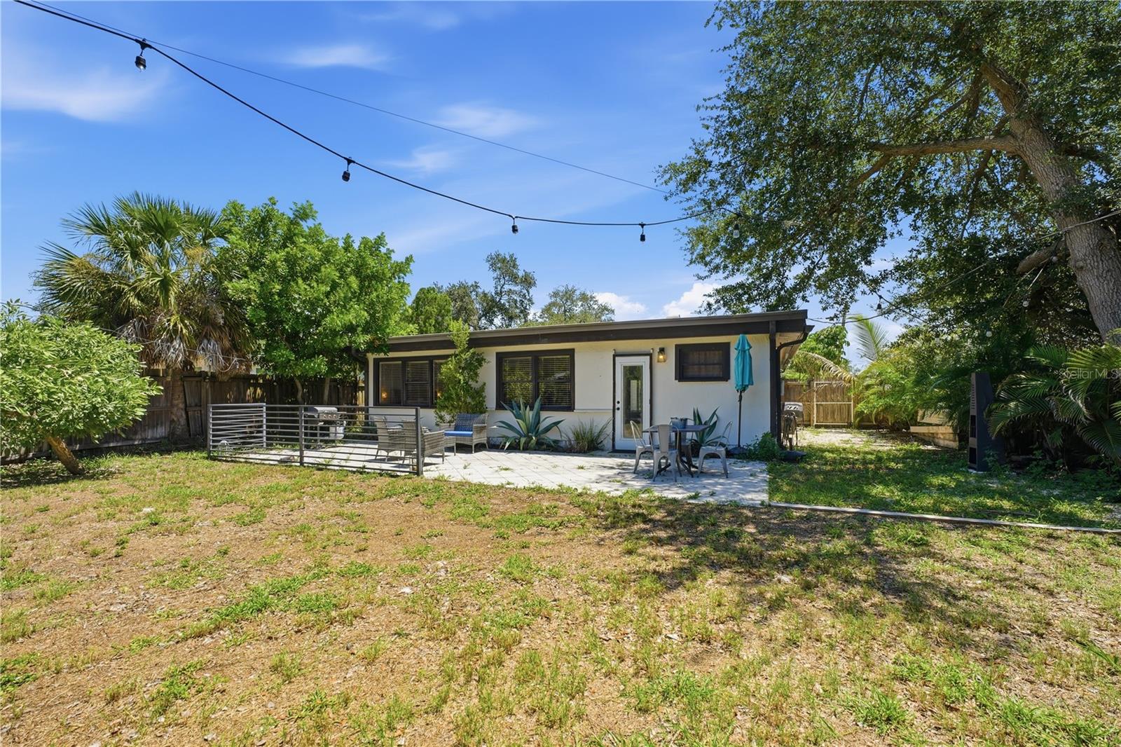 4925 REMINGTON DR — photo 37