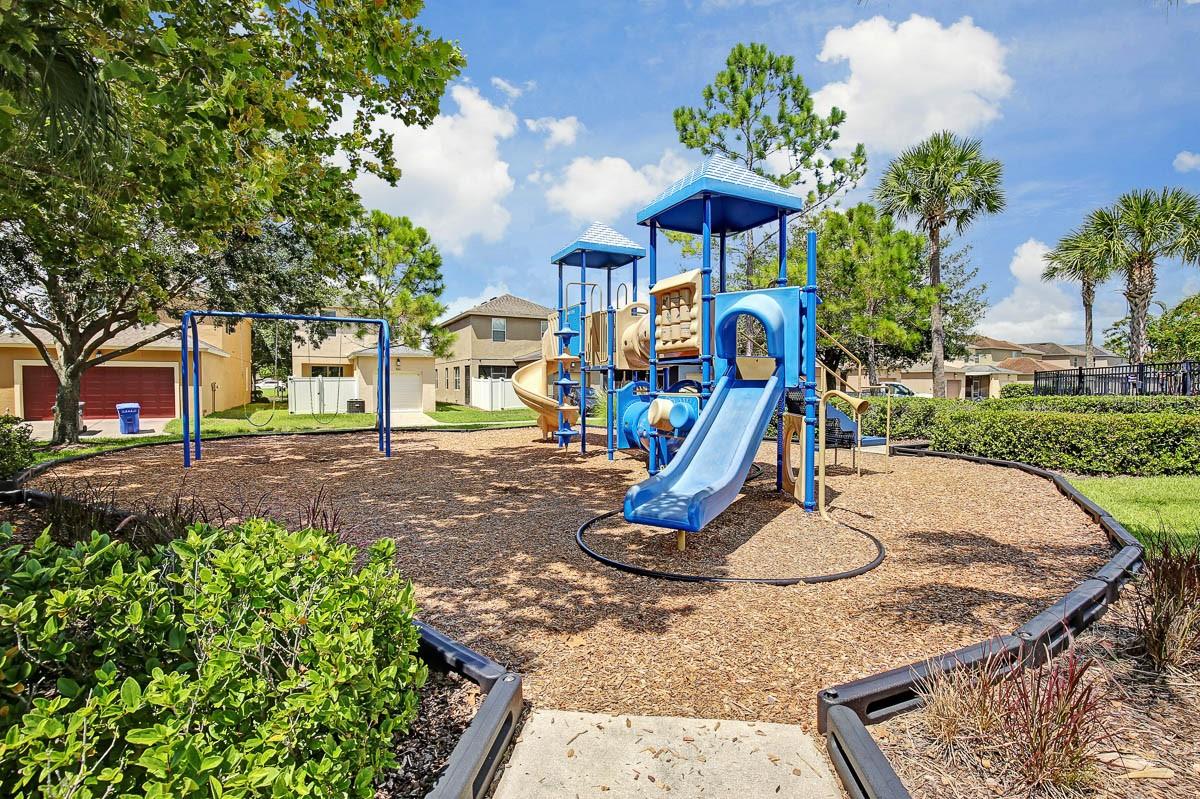 8614 TURNSTONE SHORE LN — photo 32