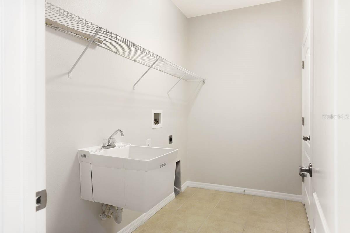 8614 TURNSTONE SHORE LN — photo 12