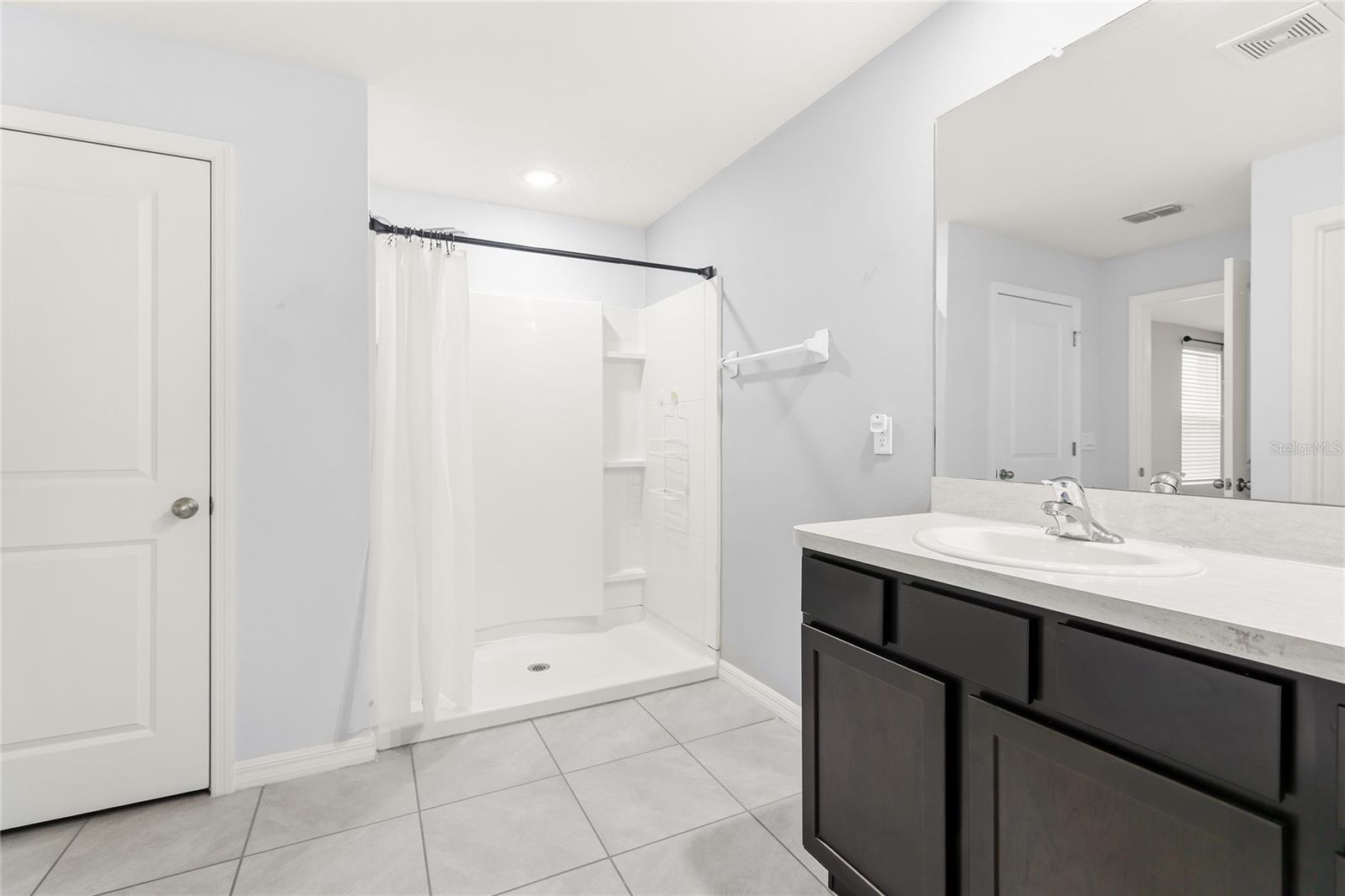 10116 CHARLOTTE DR — photo 25