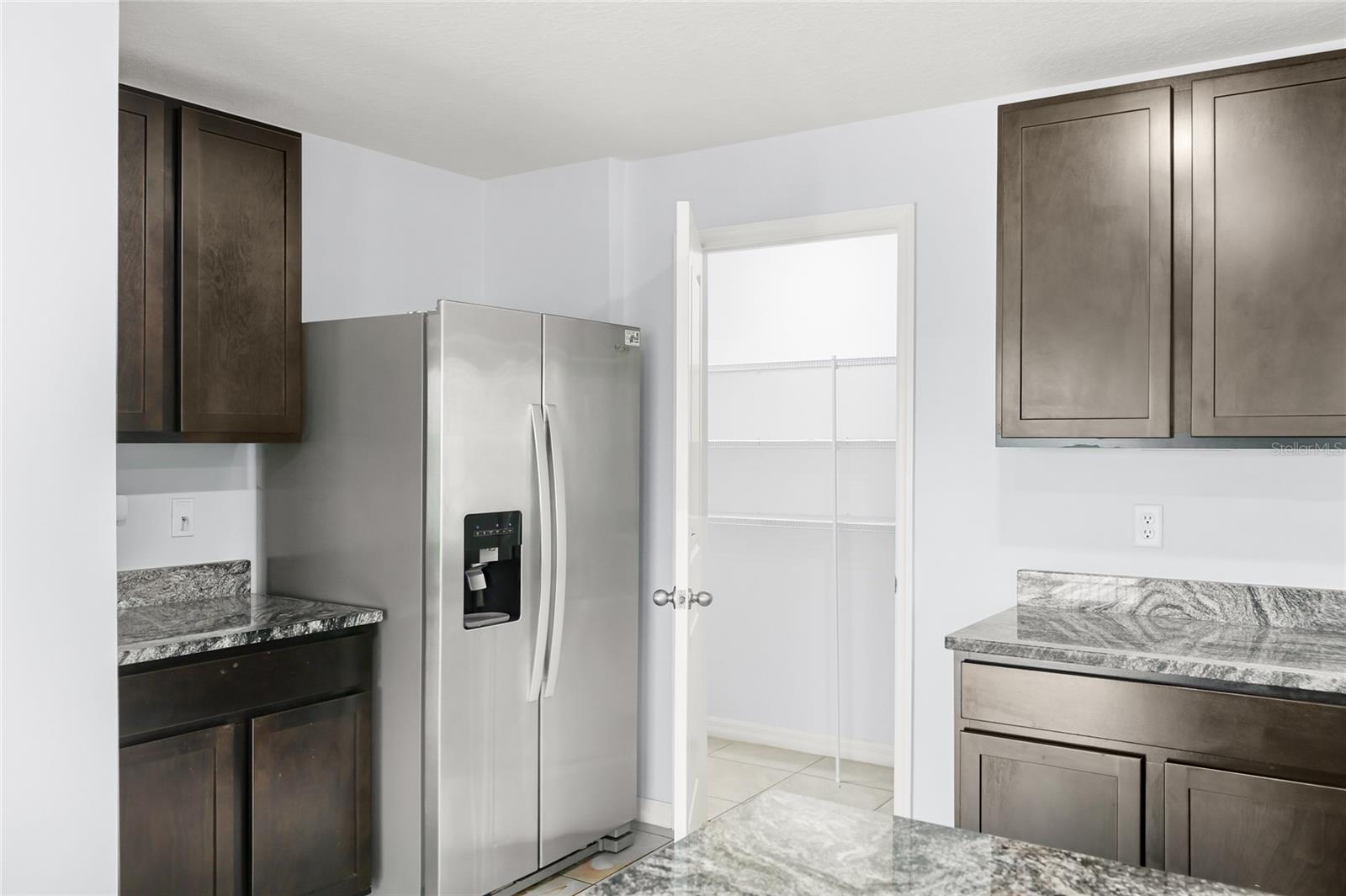 10116 CHARLOTTE DR — photo 13
