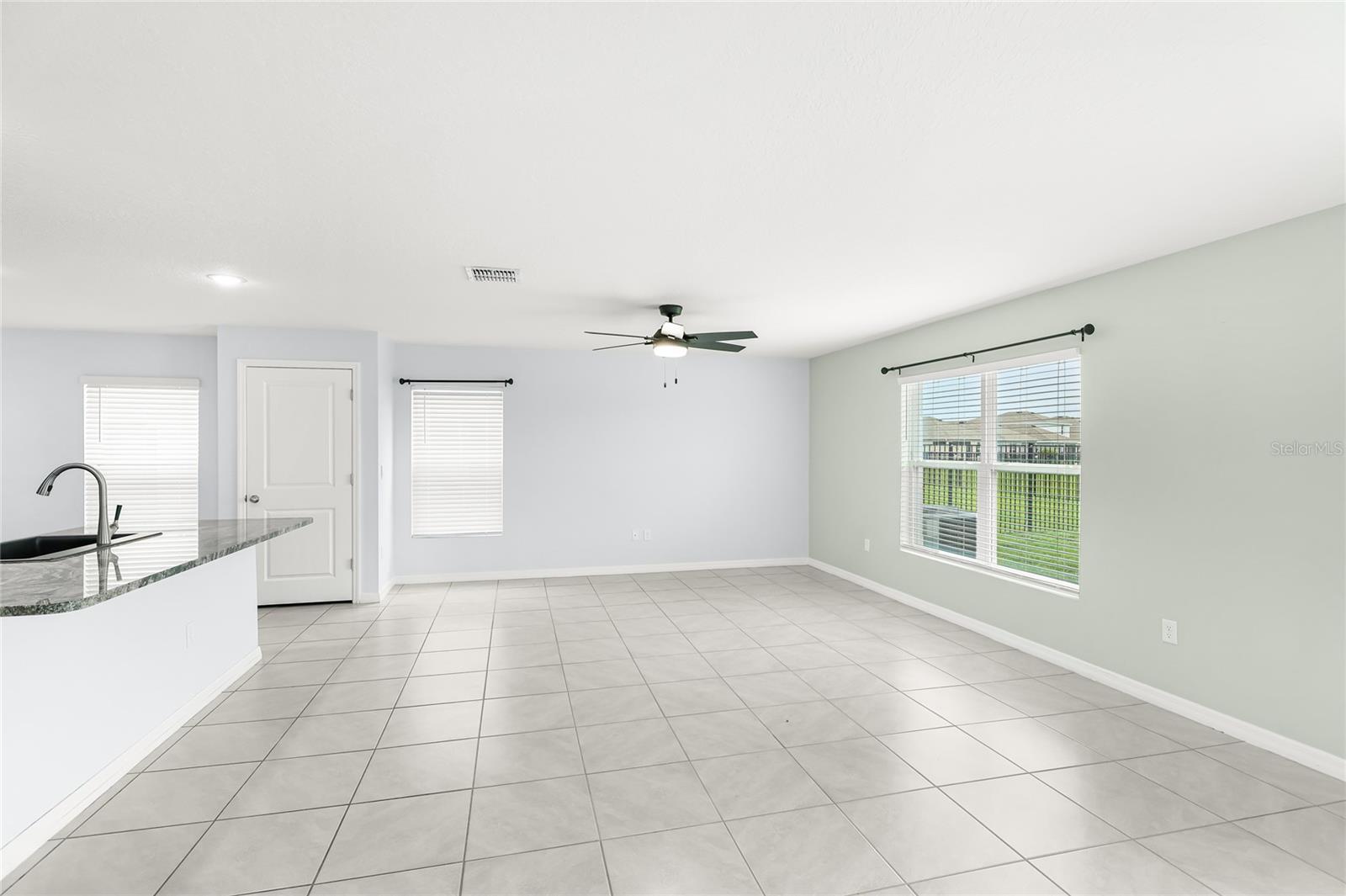 10116 CHARLOTTE DR — photo 17