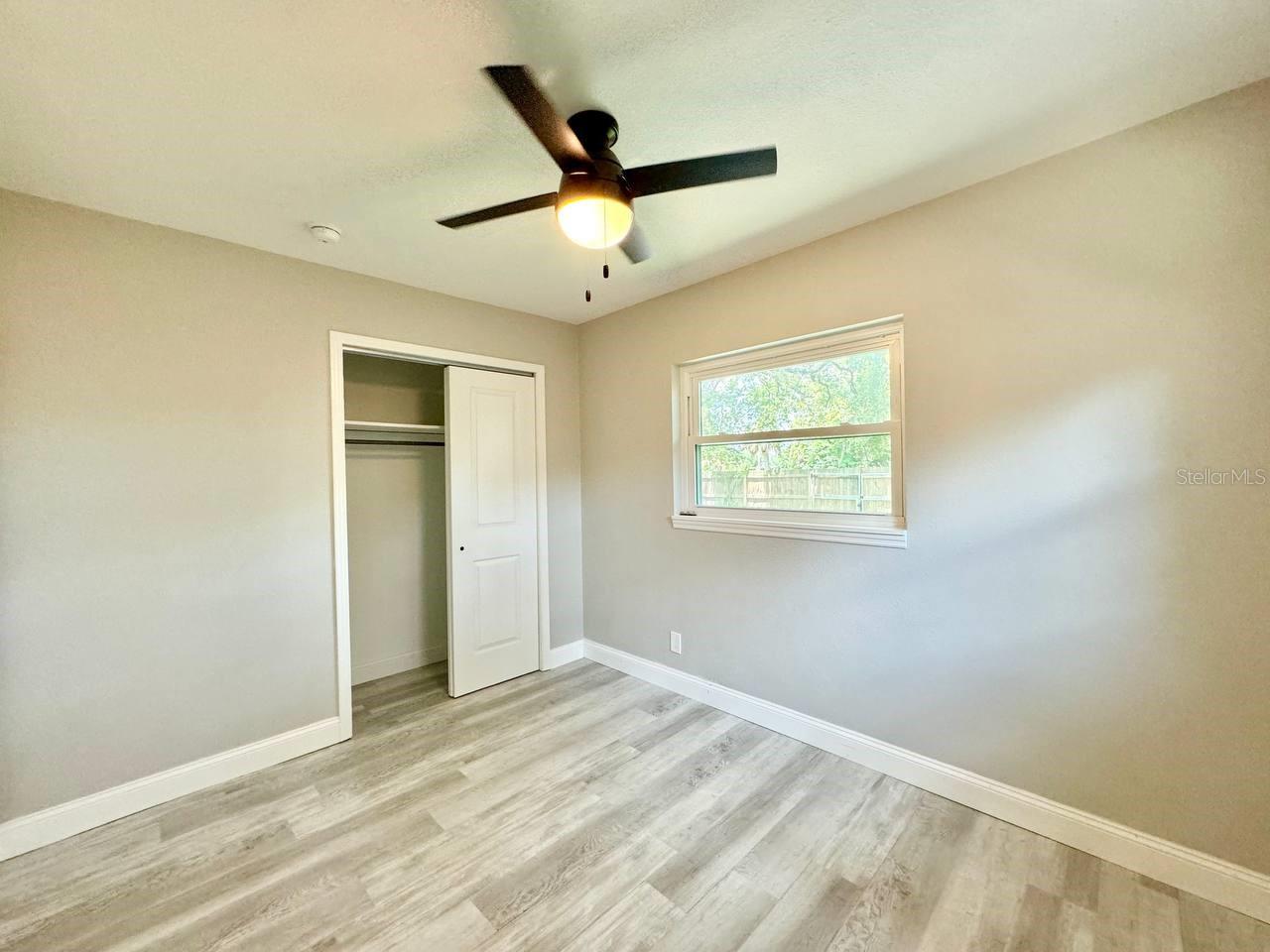 1918 E SHADOWLAWN AVE — photo 25